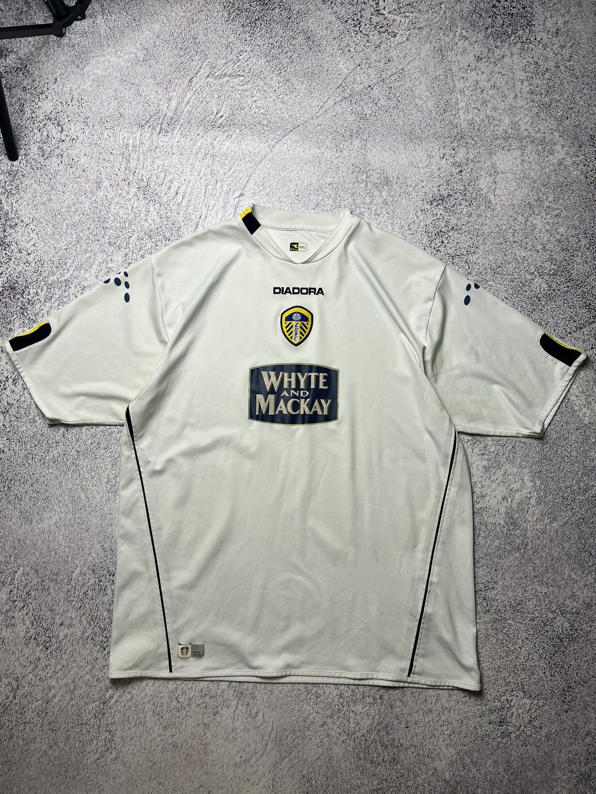Diadora Vintage Leeds United Home Football Shirt 2004/05 Diadora Size US XL / EU 56 / 4 - 1 Thumbnail