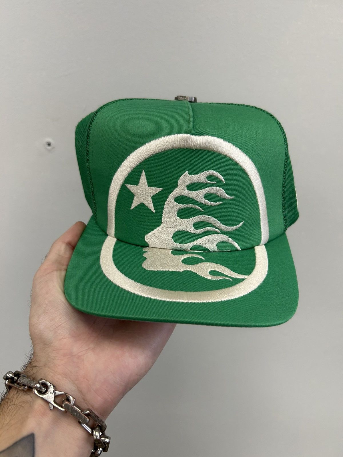 HELLSTAR Hellstar Big Logo Trucker Hat One Size Fits All Size ONE SIZE - 1 Thumbnail