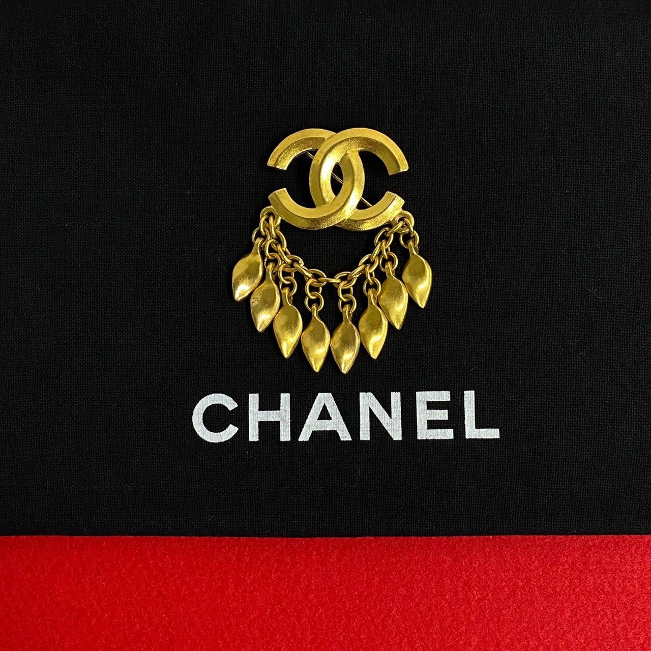 Chanel Chanel Gold Plated Size ONE SIZE - 1 Thumbnail