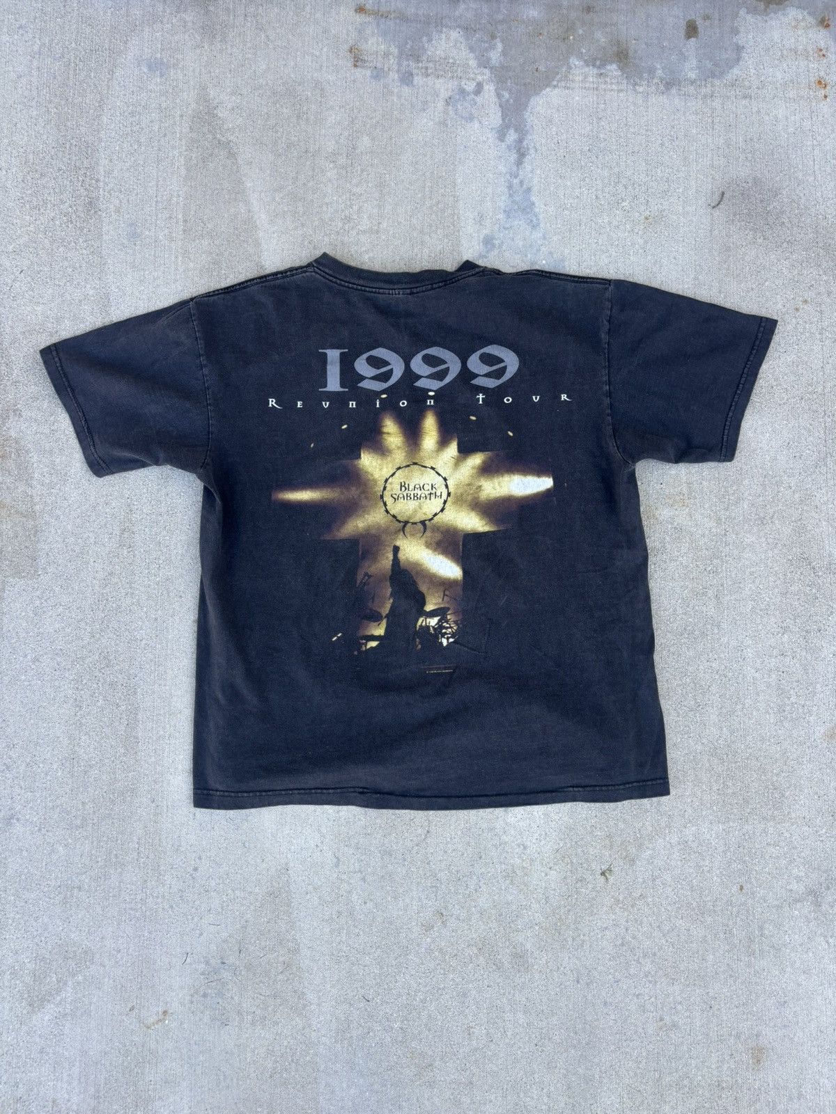 Band Tees Vintage 90s Black Sabbath Tour T Shirt Size US L / EU 52-54 / 3 - 2 Thumbnail