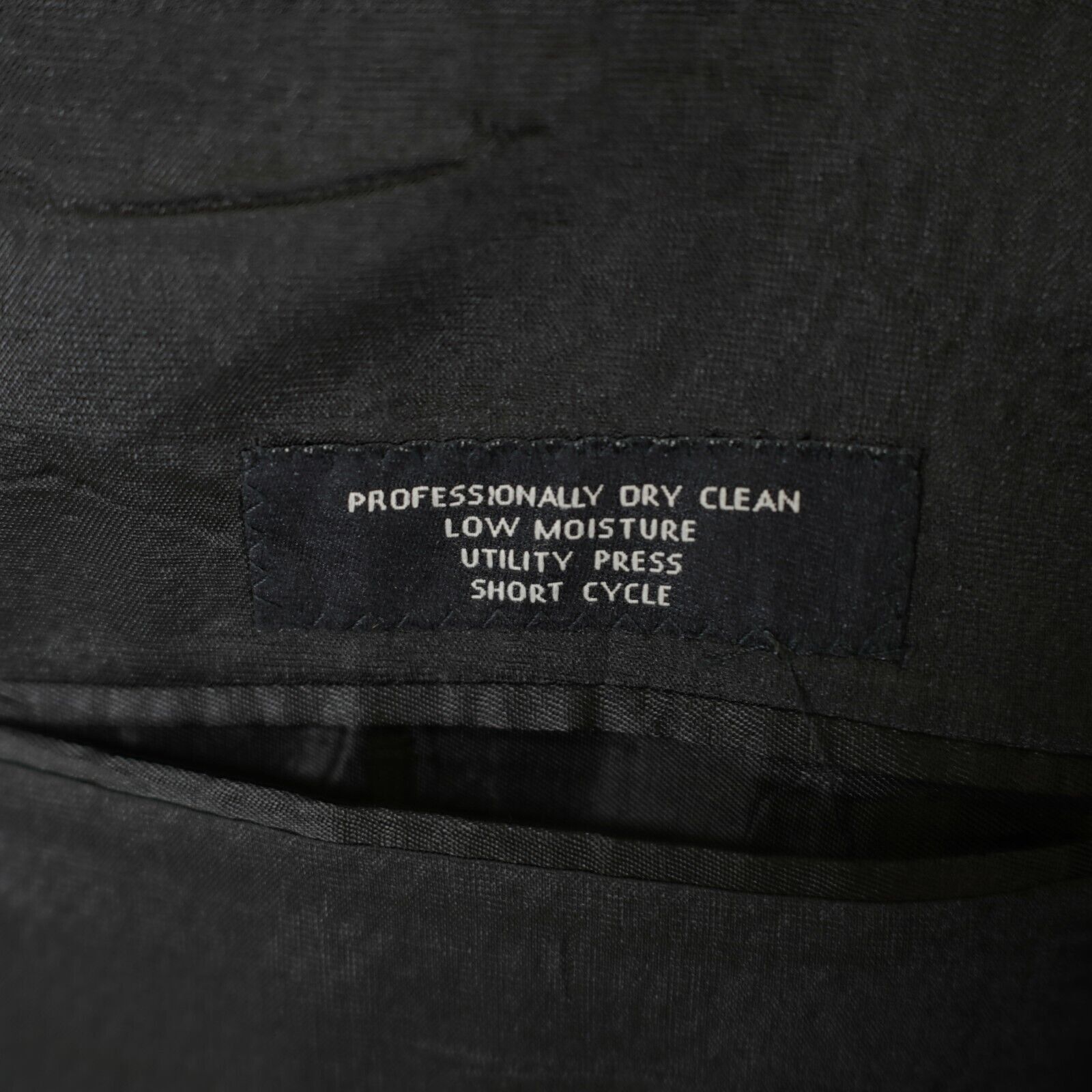 Jos. A. Bank Jos A Bank Worsted Wool Black 2 Button Blazer 44L Tagged 46R Size 44L - 10 Thumbnail