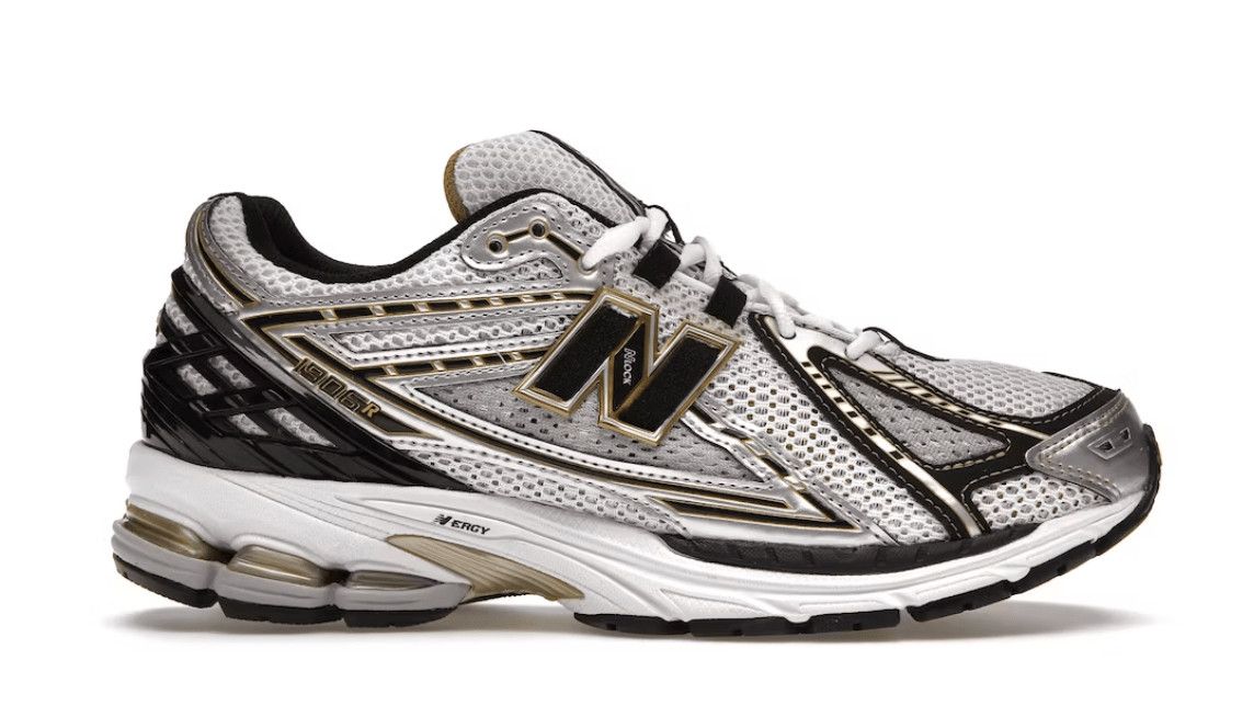 New Balance 1906R White Metallic Gold Size US 9 / EU 42 - 1 Preview