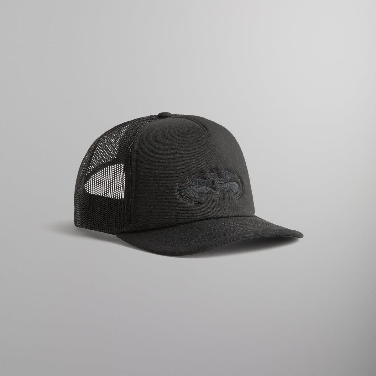 DC Comics × Kith Batman | Kith '96 Nolan Trucker Hat Cap in Black Snapback Size ONE SIZE - 3 Thumbnail