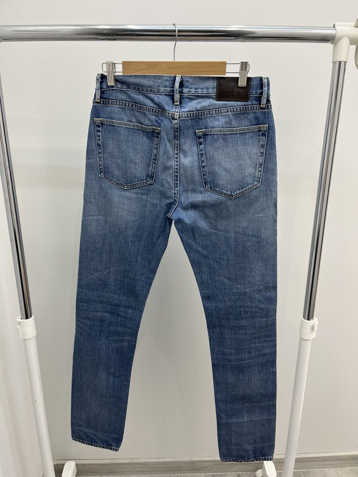 Burberry Burberry London Denim Selvedge Jeans Size US 30 / EU 46 - 2 Thumbnail
