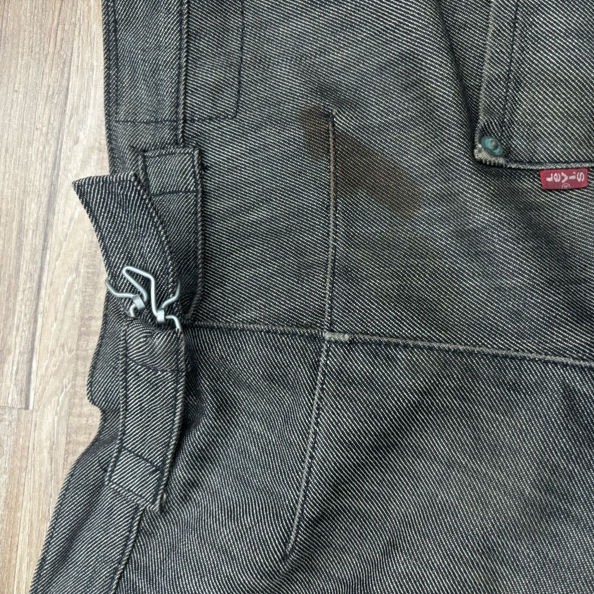 Levi's Vintage Levi’s Engineered Loose Cut Jeans One Pkt Cinch Back Size US 29 - 8 Thumbnail