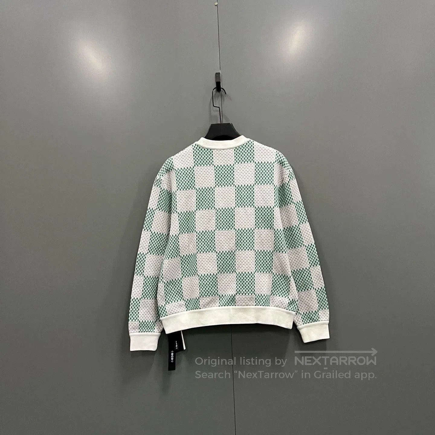 Louis Vuitton louis vuitton checkered logo sweatshirt size M. Size US M / EU 48-50 / 2 - 2 Thumbnail