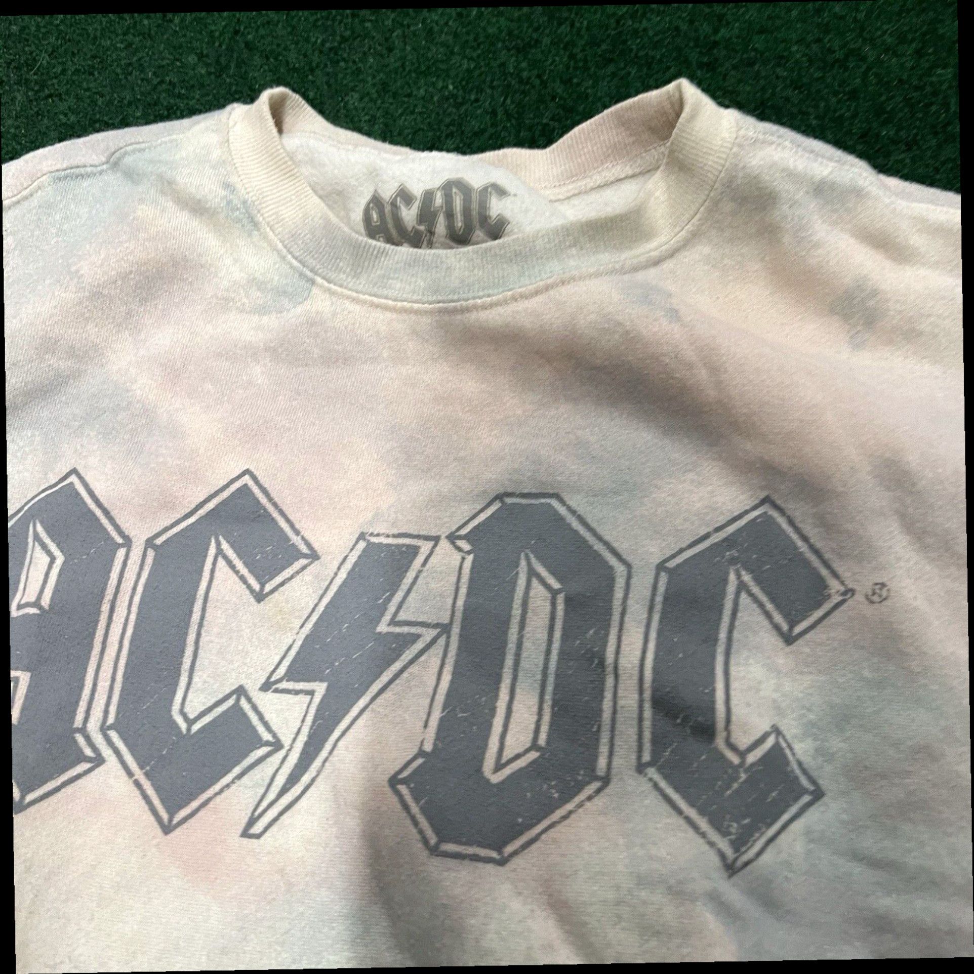 Vintage ACDC Sweater Womens M Medium Tye dye Pullover Sweatshirt Rock Band Size M / US 6-8 / IT 42-44 - 2 Thumbnail