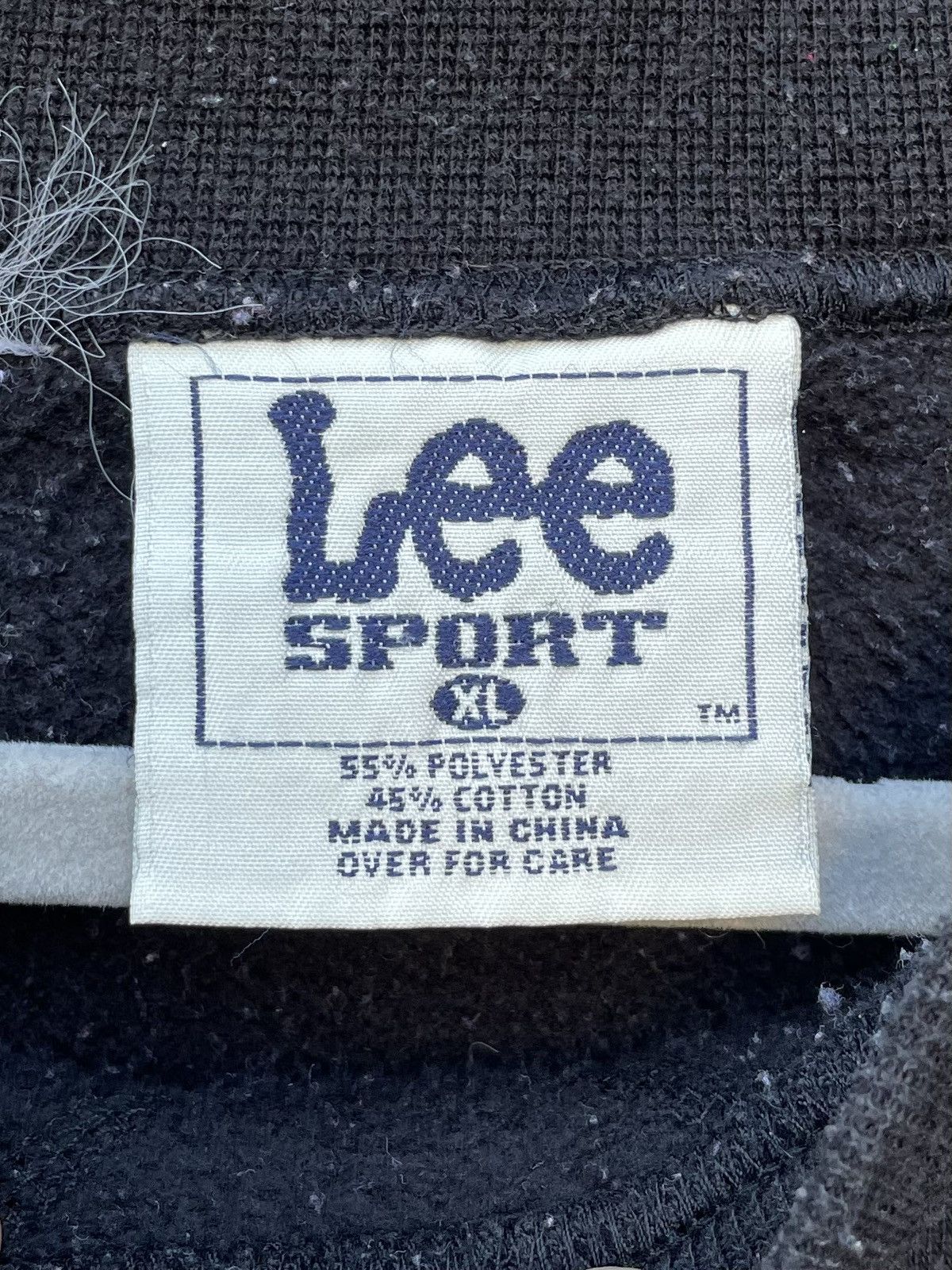 Lee VTG 90s Lee Sport NHL Detroit Red Wings Embroidered Crewneck Size US XL / EU 56 / 4 - 2 Thumbnail