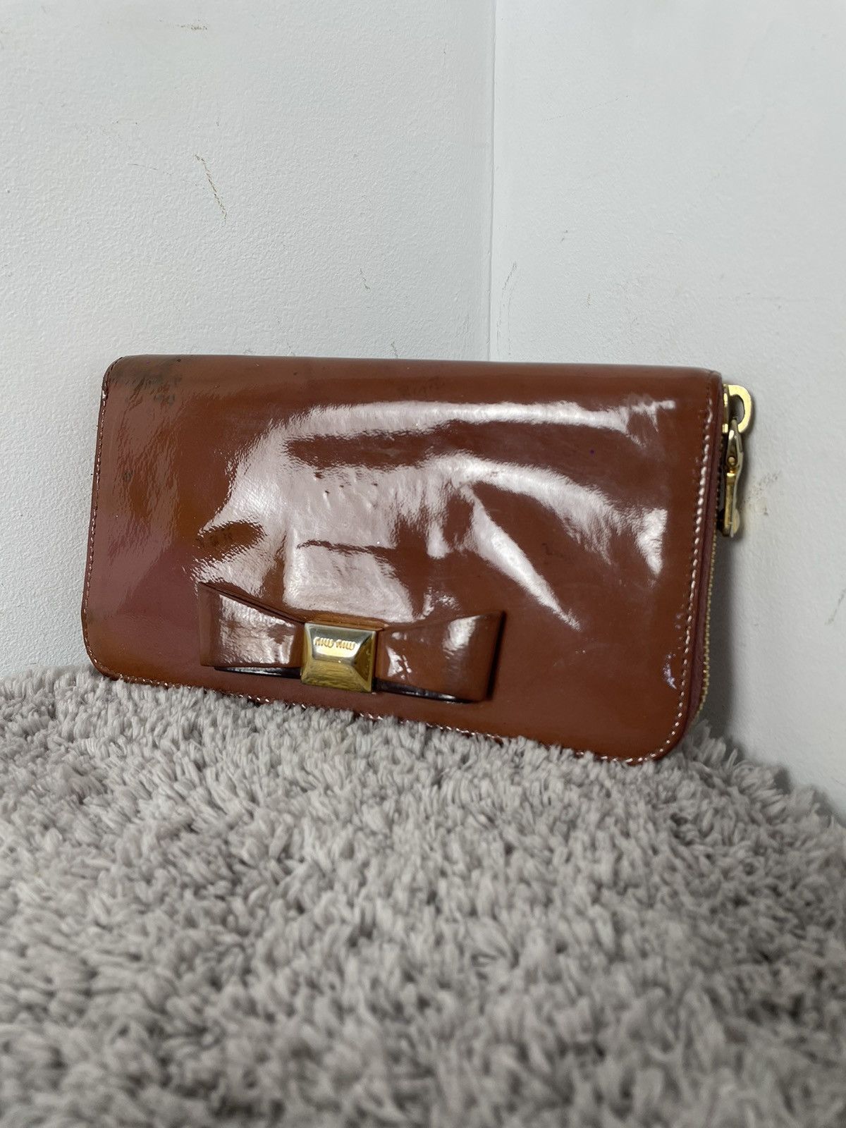 Prada MIU MIU women's beige glossy leather wallet Size ONE SIZE - 2 Thumbnail