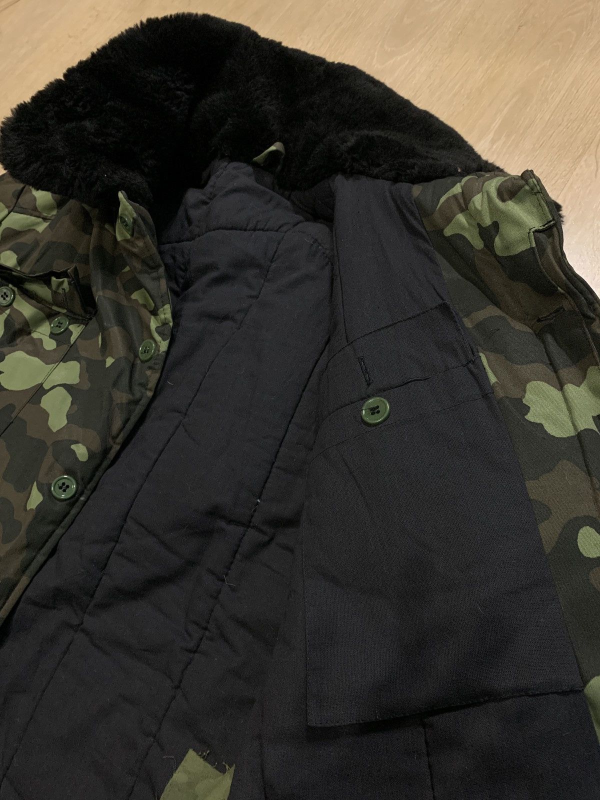 Vintage Vintage Ukraine Army Dubok coat jacket 1996 Size US M / EU 48-50 / 2 - 3 Thumbnail