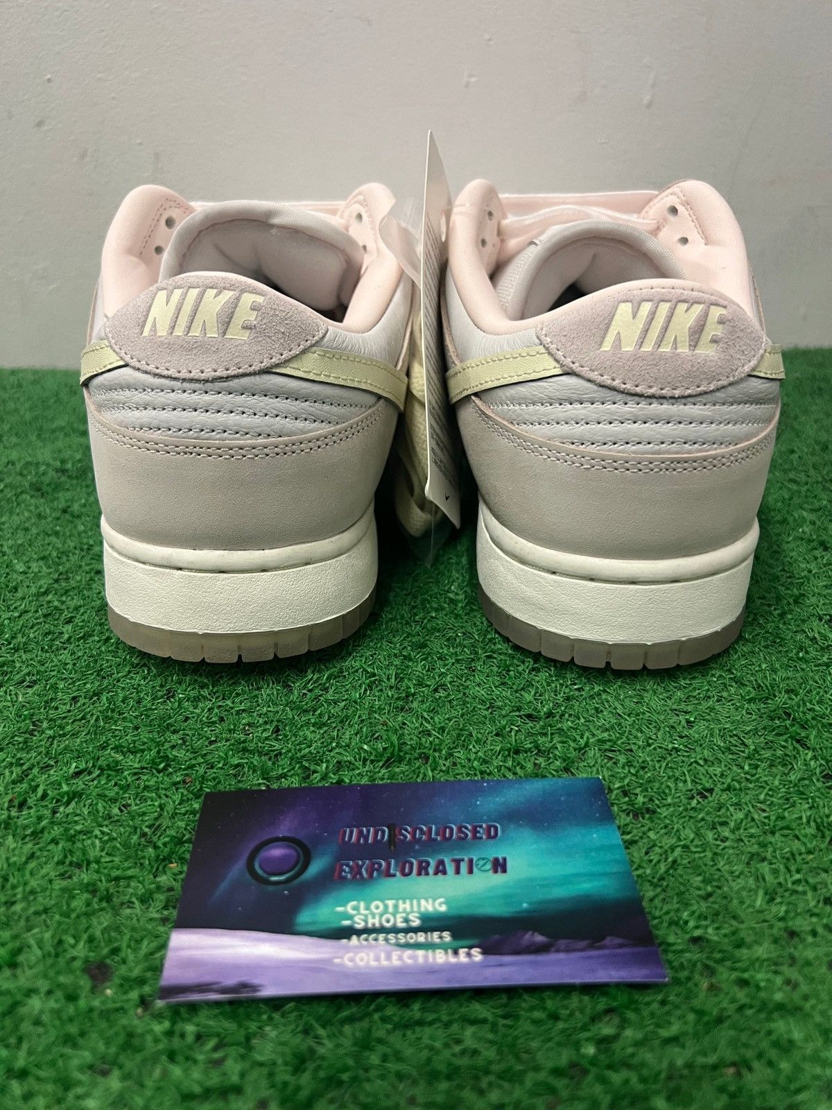 Nike Nike dunk low light soft pink Size US 9.5 / EU 42-43 - 4 Thumbnail