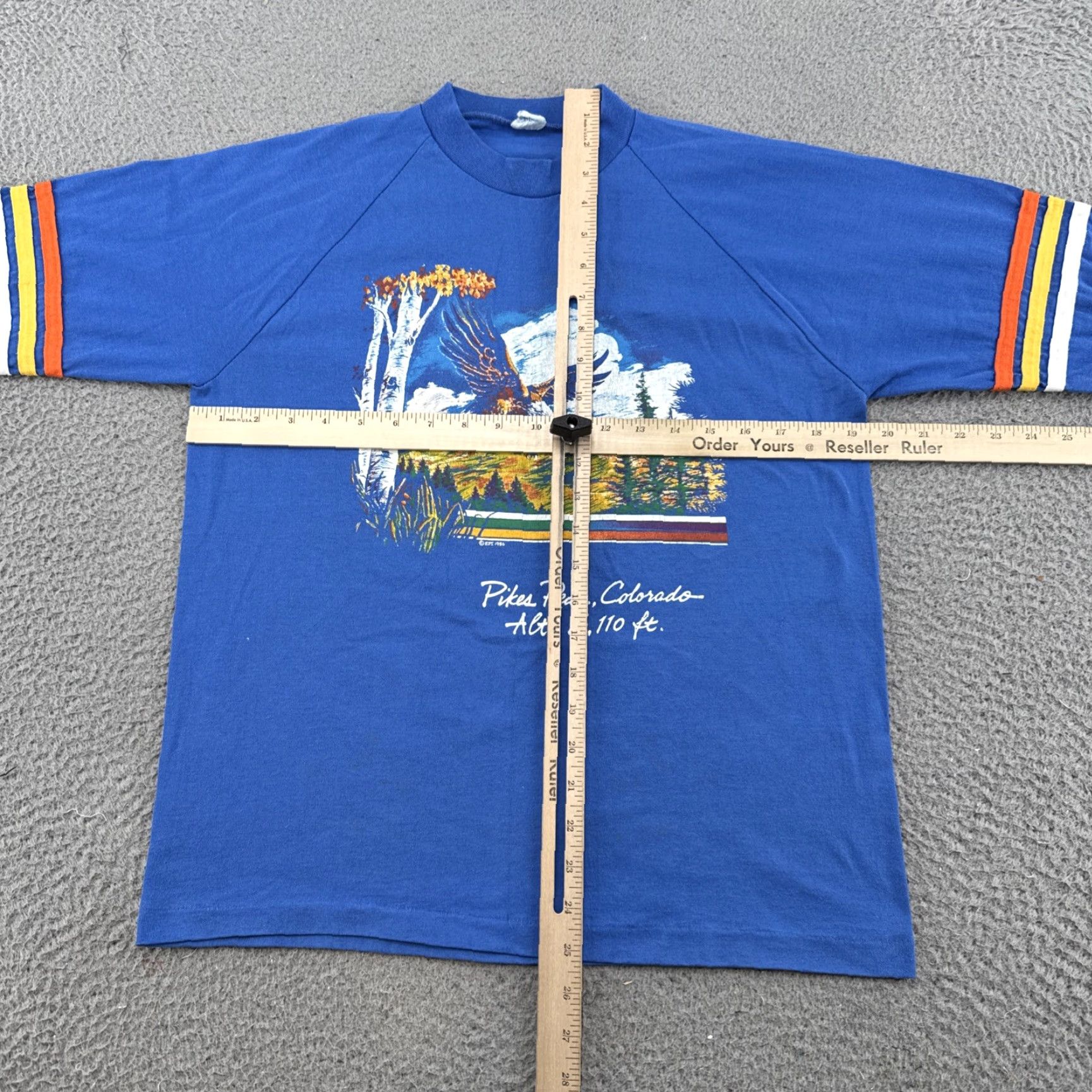 Vintage VINTAGE 1986 80s Single Stitch Pikes Peak Eagle Travel Tourist Shirt Retro READ Shirt Mens L Blue Cotton Russell Athletic True Vintage 70s 80s USA Size US L / EU 52-54 / 3 - 5 Thumbnail