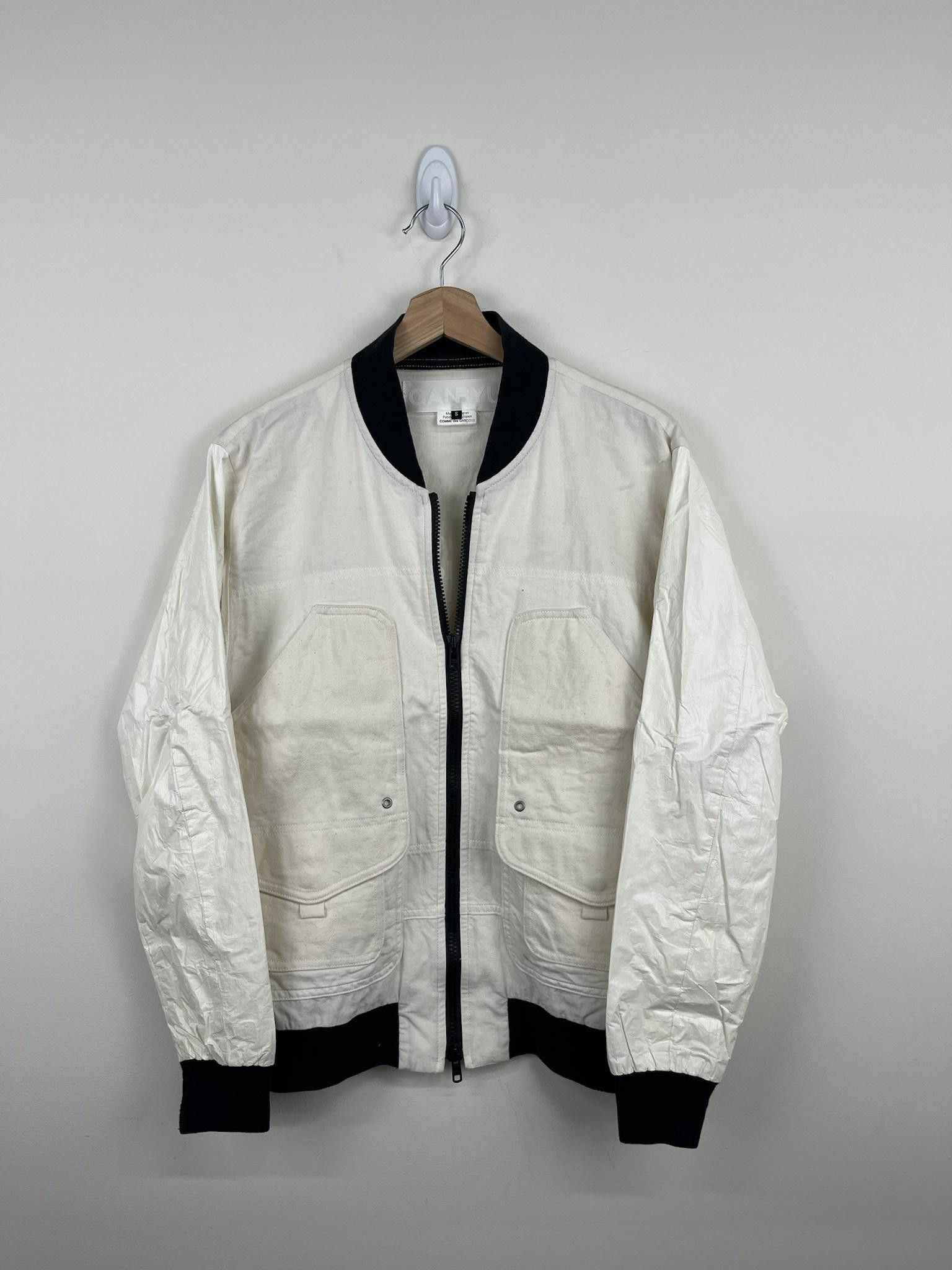 image of Comme Des Garcons x Vintage Comme Des Garcon Ganryu Bomber Jacket Tarp Fabric Arms in White (Size S