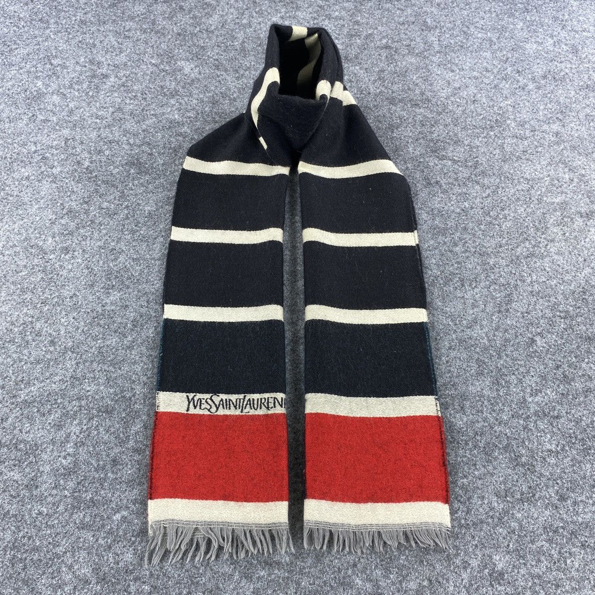 Vintage × Yves Saint Laurent Yves Saint Laurent Scarf # Muffler # Neckwear # D590 Size ONE SIZE - 1 Thumbnail