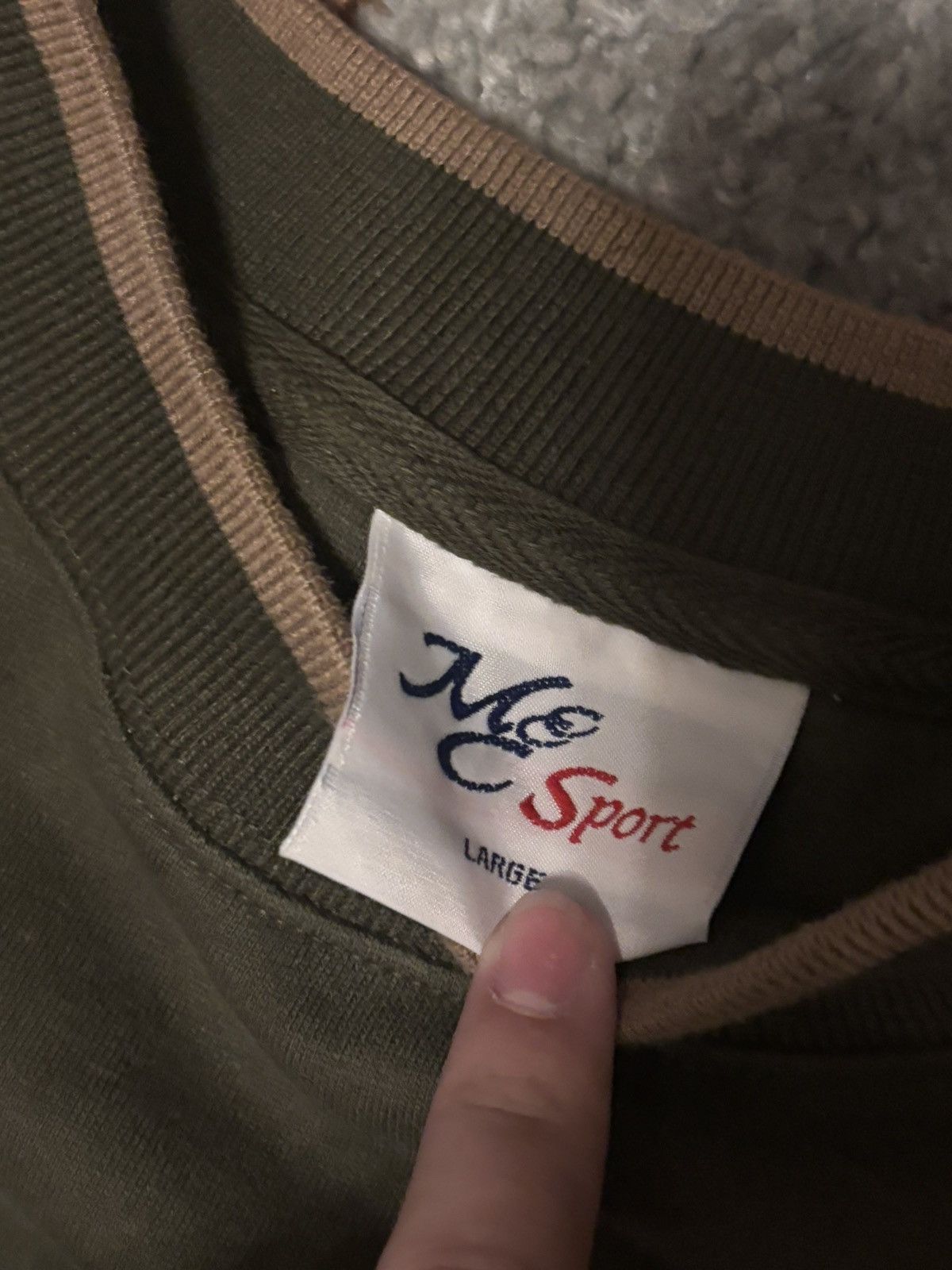 Other Vintage 90’s or early 2000’s y2k deer sweatshirt Size US L / EU 52-54 / 3 - 4 Thumbnail