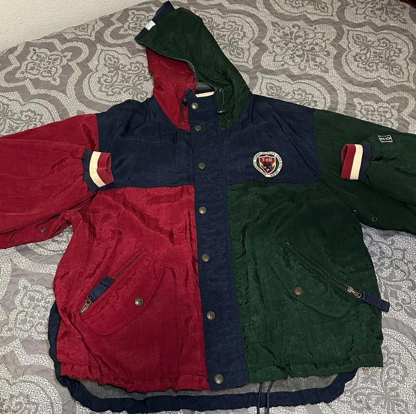 Tommy Hilfiger Tommy Hilfiger Athletics Colorblock Spellout Hooded Jacket M Size US M / EU 48-50 / 2 - 2 Thumbnail