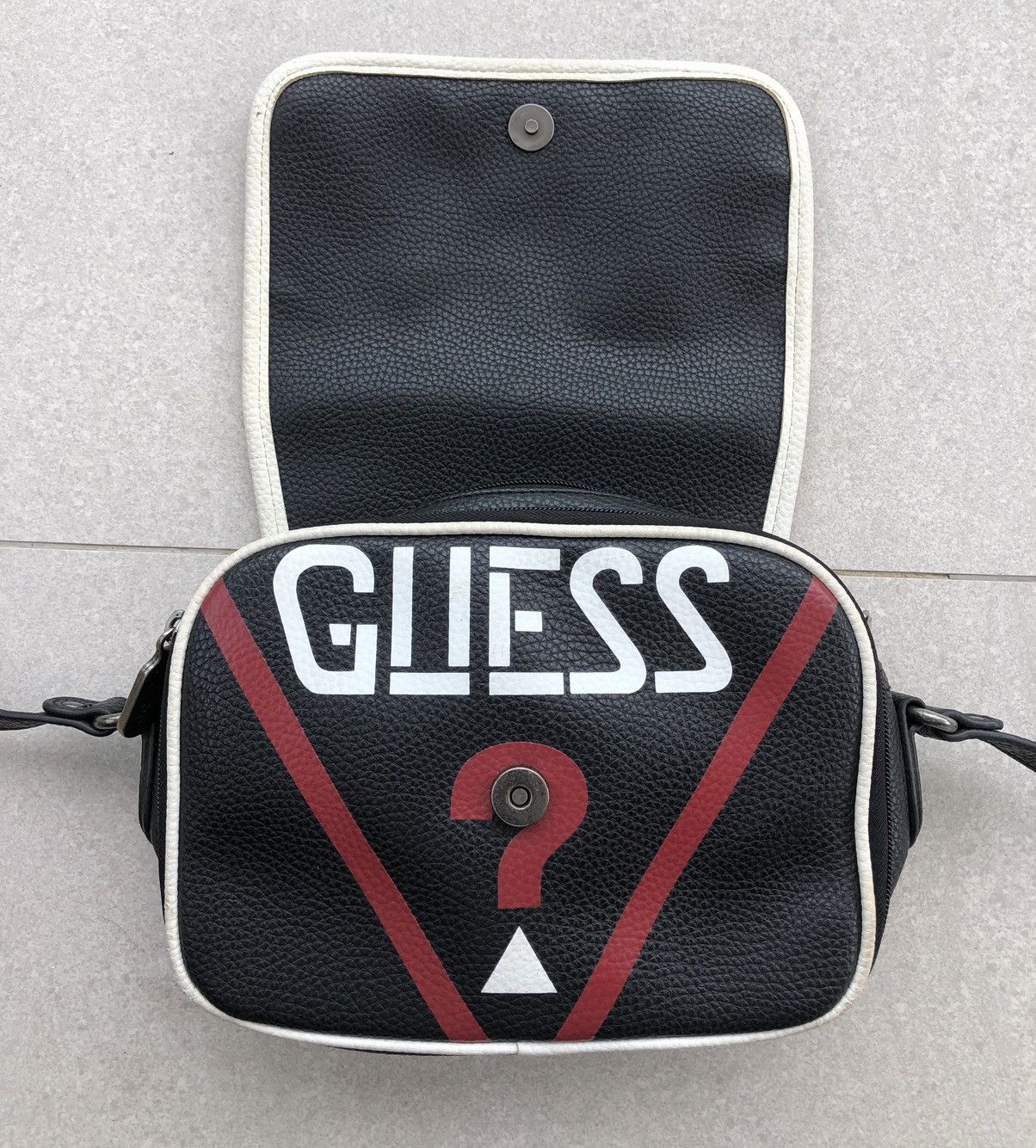 Guess SS19 GUESS Big LOGO embossed Leather Shoulder Bag Size ONE SIZE - 5 Thumbnail
