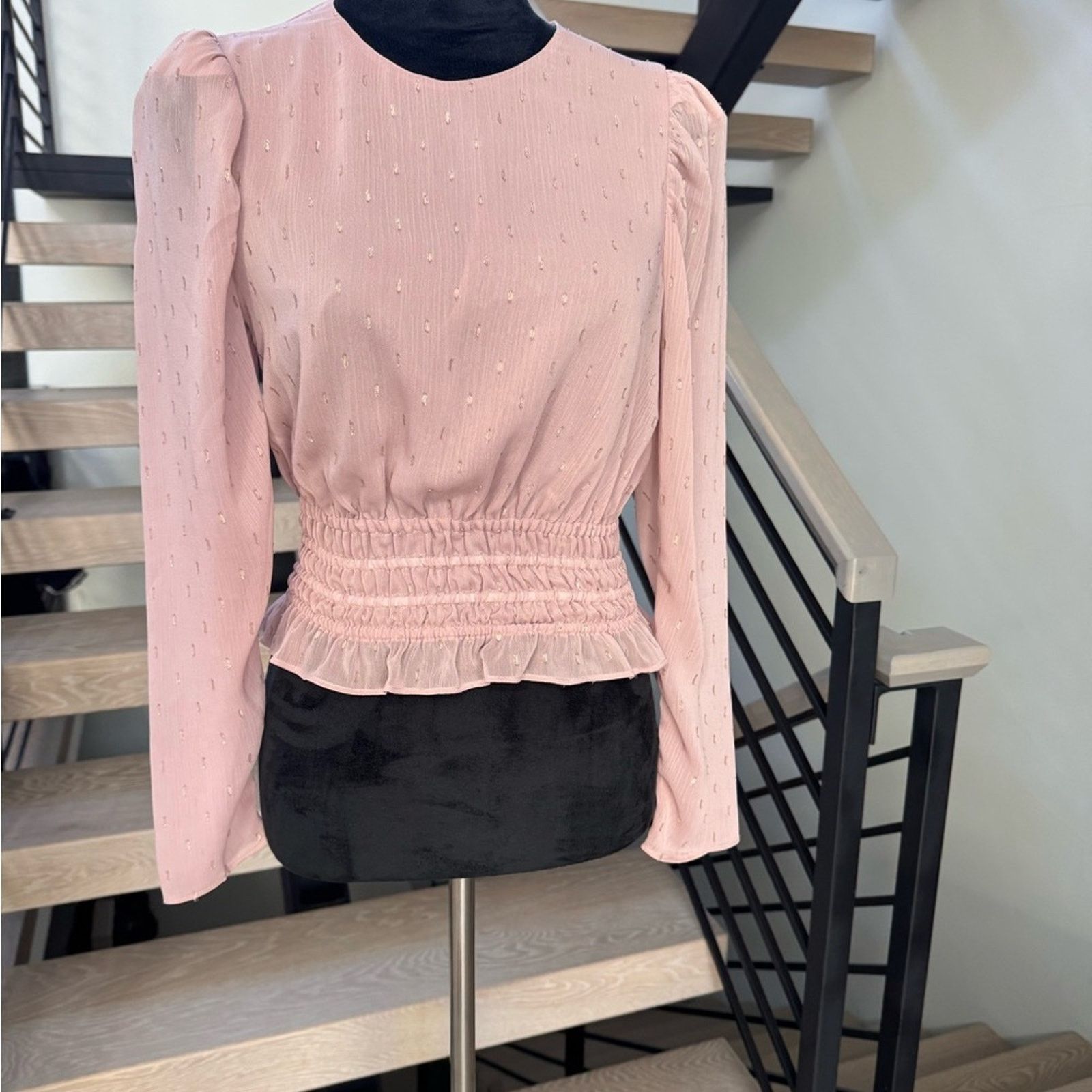 Other New Chic Blush Women's Blouse with Ruched Waist size XS Size XS / US 0-2 / IT 36-38 - 4 Thumbnail