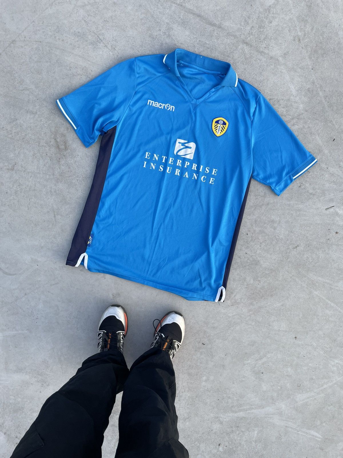Vintage LEEDS VINTAGE HOME FOOTBALL T-SHIRT MACRON SOCCER JERSEY Size US L / EU 52-54 / 3 - 8 Thumbnail
