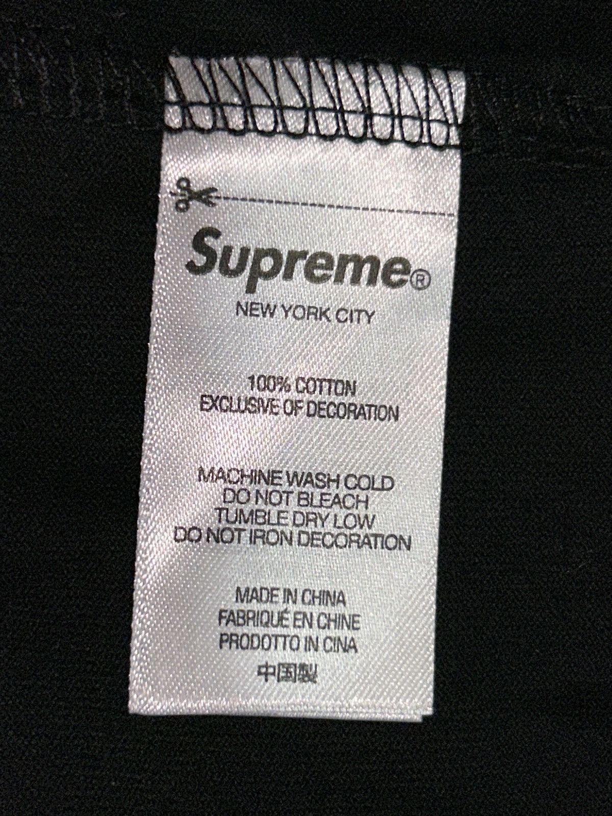 Supreme Supreme Small Box Logo Long Sleeved Tee size Large NEW Size US L / EU 52-54 / 3 - 5 Thumbnail