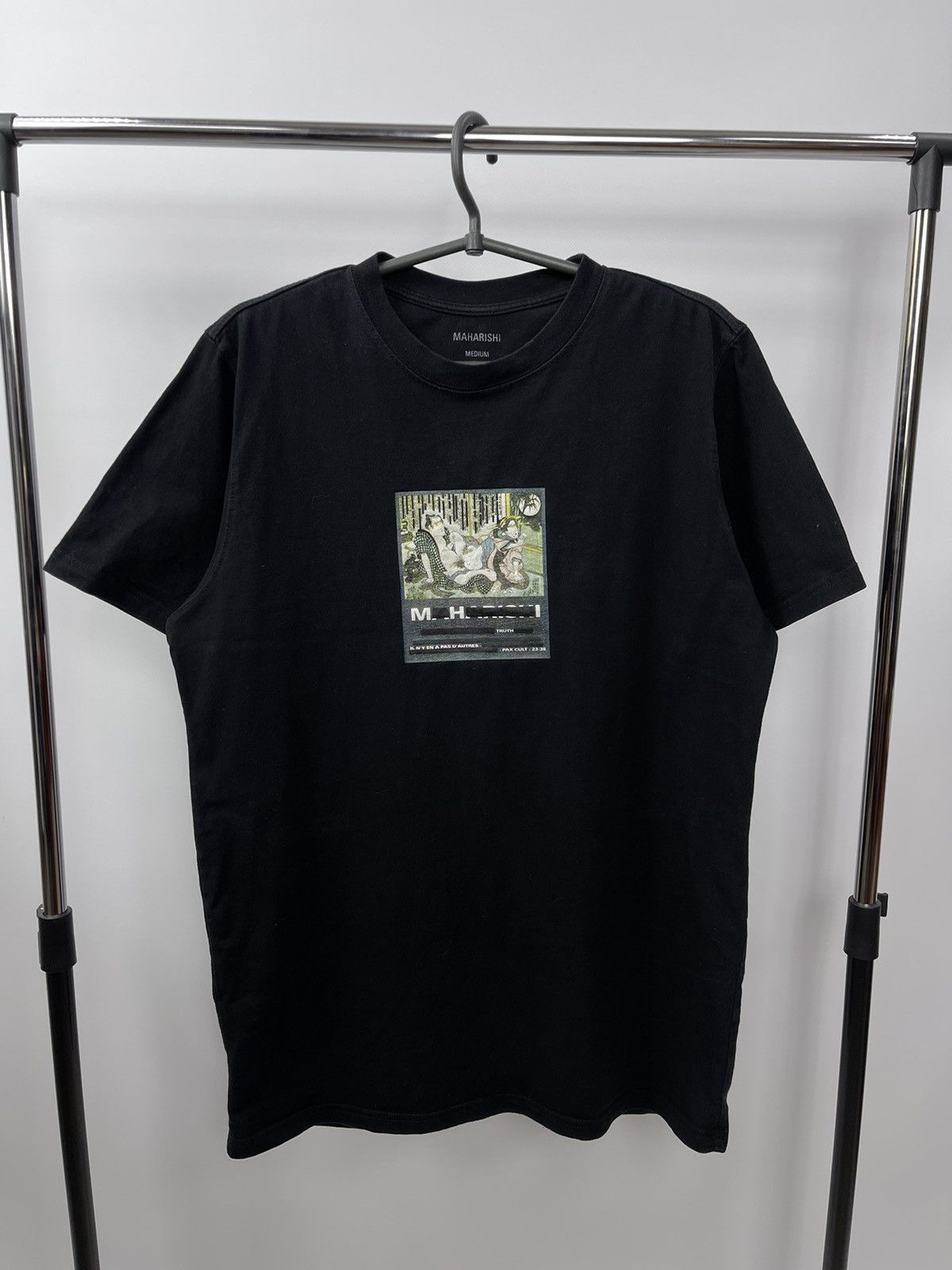 Maharishi Maharishi T-Shirt Size M Black Central Logo Made In Portugal Size US M / EU 48-50 / 2 - 1 Thumbnail