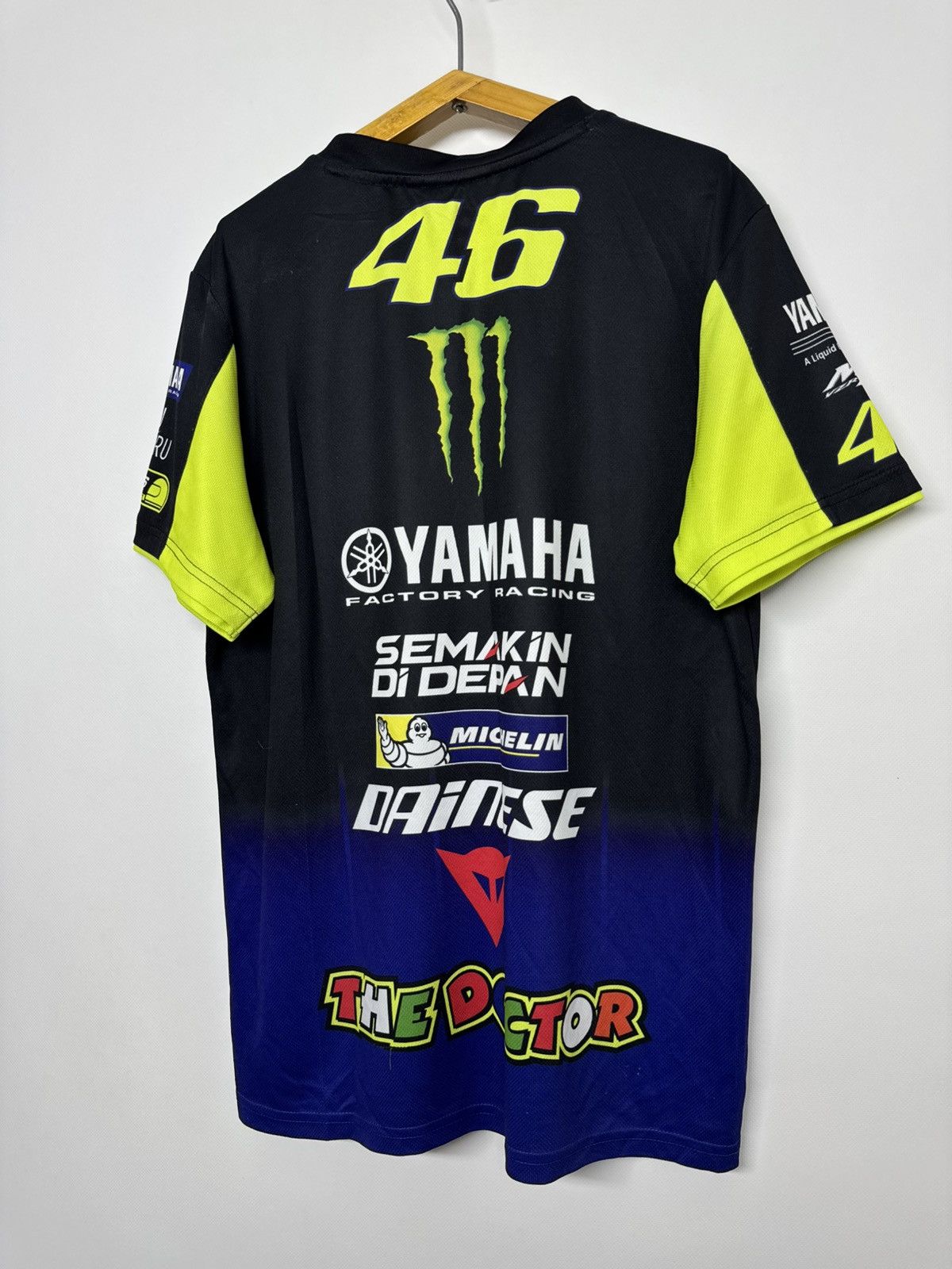 Yamaha Yamaha VR46 Vintage Monster Energy Racing Moto Jersey Size US M / EU 48-50 / 2 - 10 Thumbnail