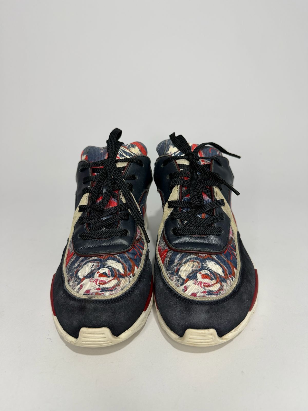 Chanel Chanel Multicolor Canvas Suede Heart Low Top Sneakers EU38 Size US 8 / IT 38 - 2 Thumbnail