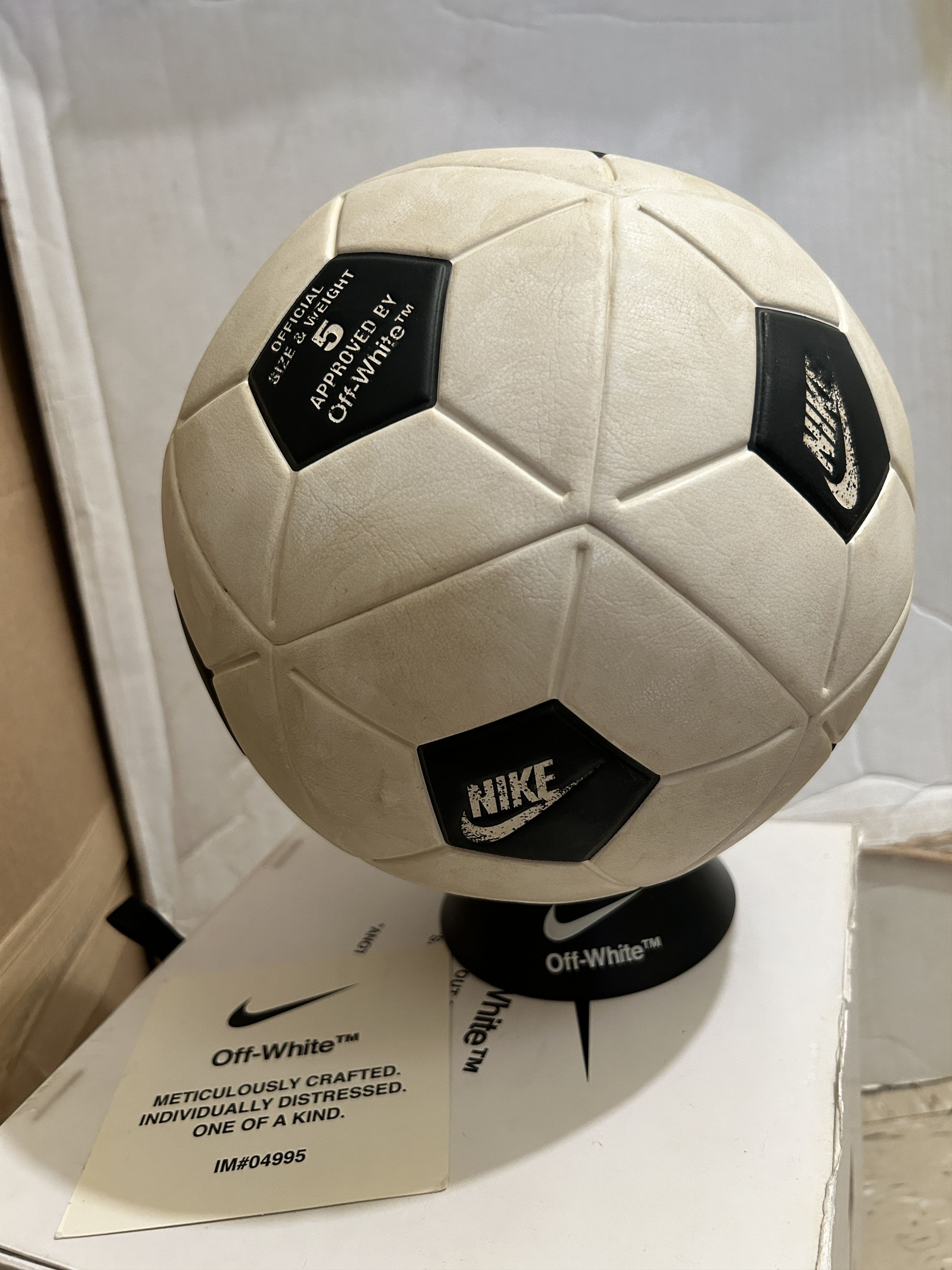 Nike × Off-White Nikelab x OFF-WHITE Magia Ball White Size ONE SIZE - 2 Thumbnail