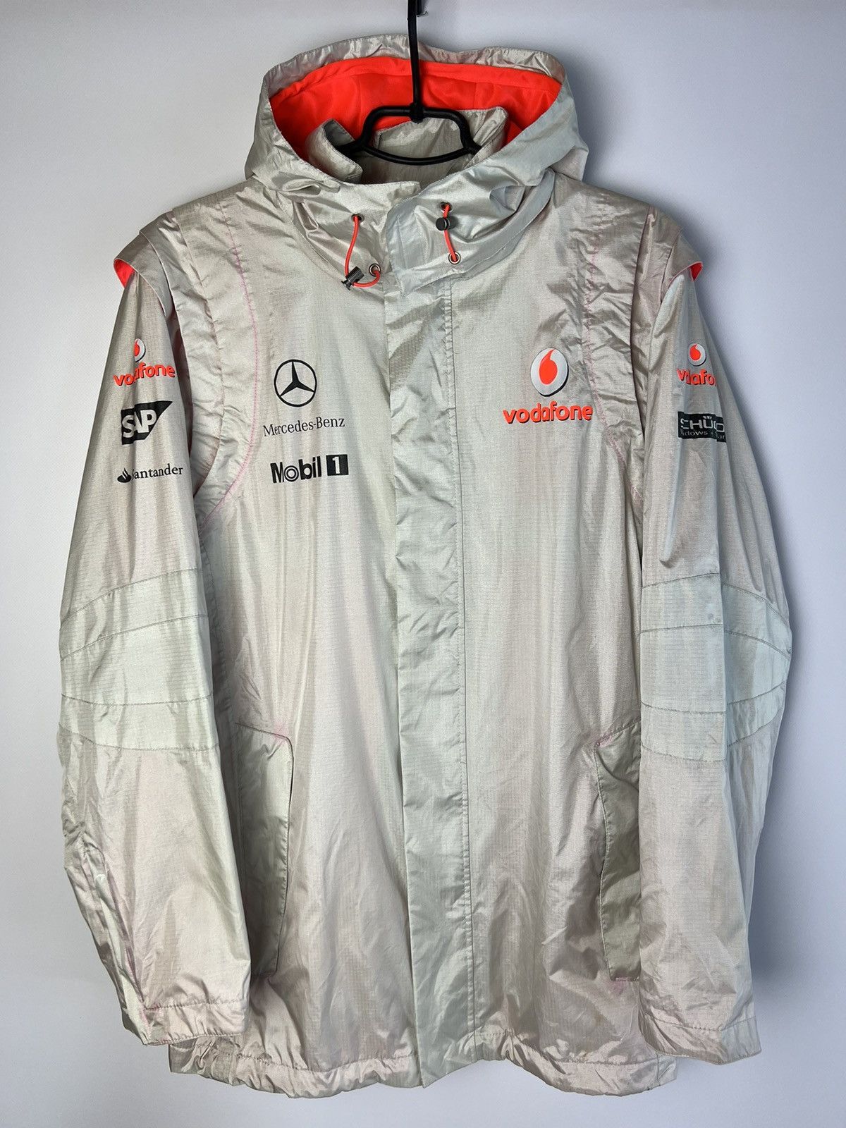 Mercedes-Benz × Vintage Vodafone McLaren Mercedes Benz F1 Hooded 