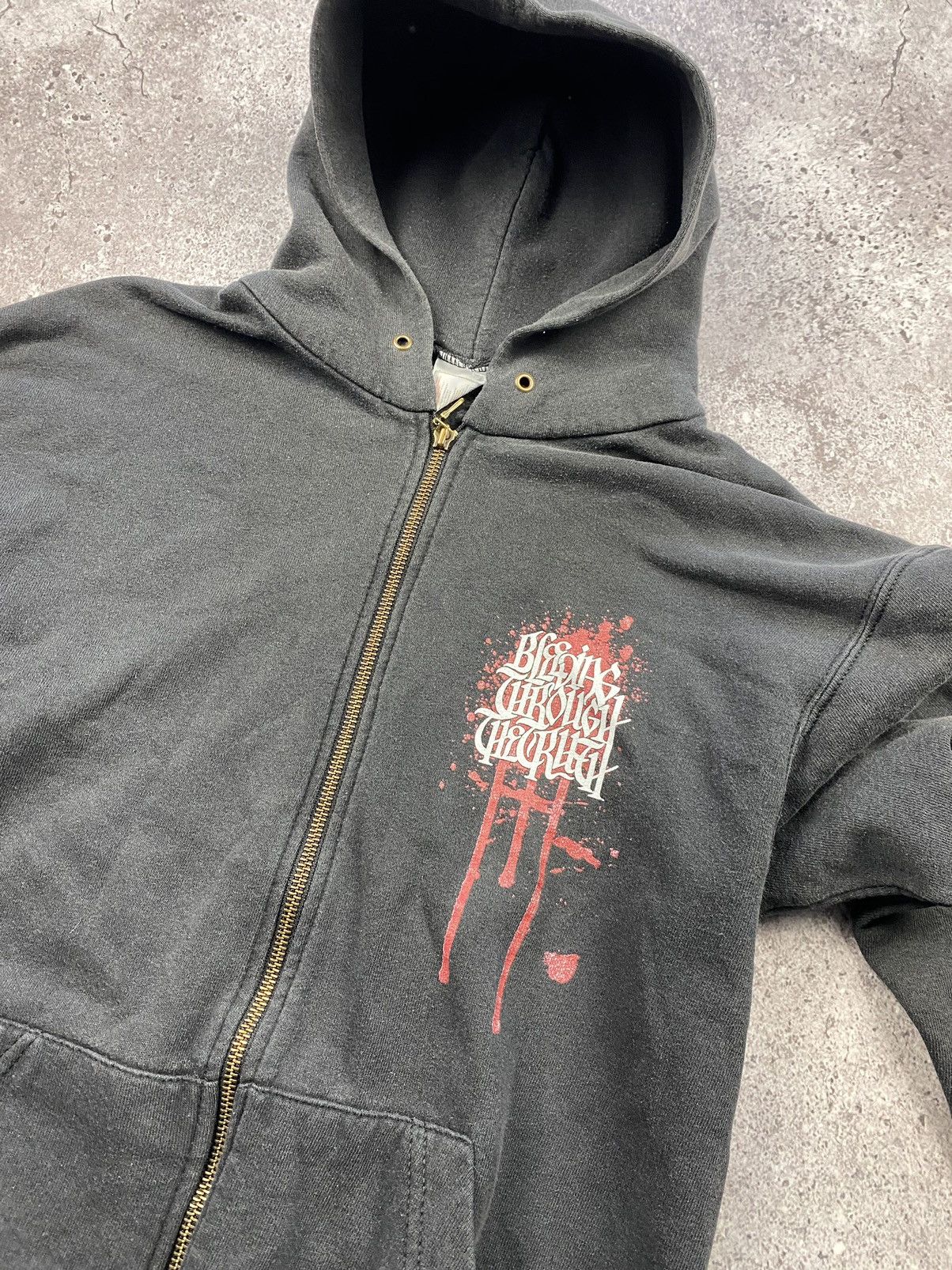 Band Tees × Vintage Bleeding Through vintage rock band skulls zip hoodie Size US M / EU 48-50 / 2 - 4 Thumbnail