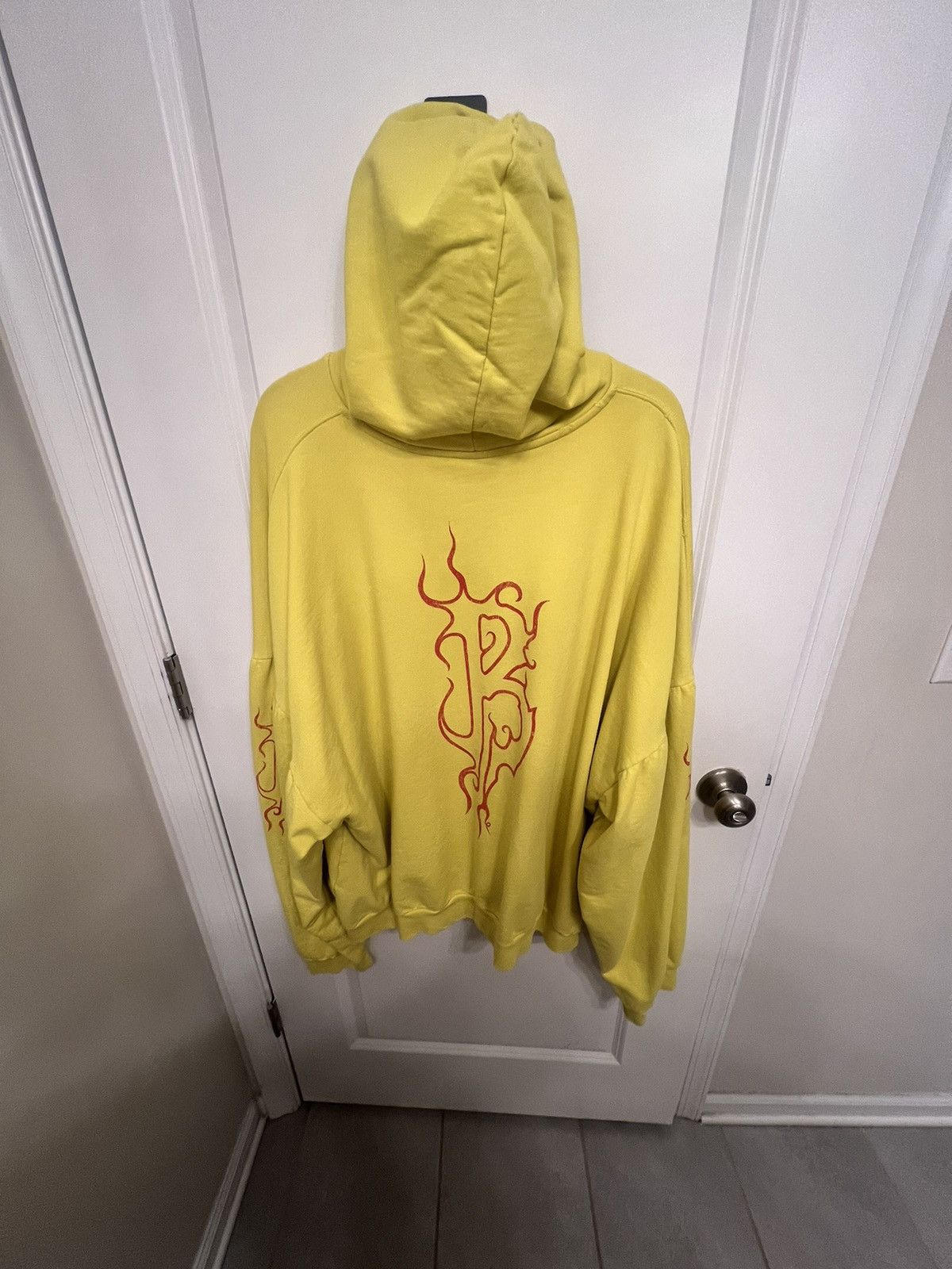 Balenciaga Balenciaga Dark Wave Hoodie Unisex OG $1250 Size US XL / EU 56 / 4 - 5 Thumbnail