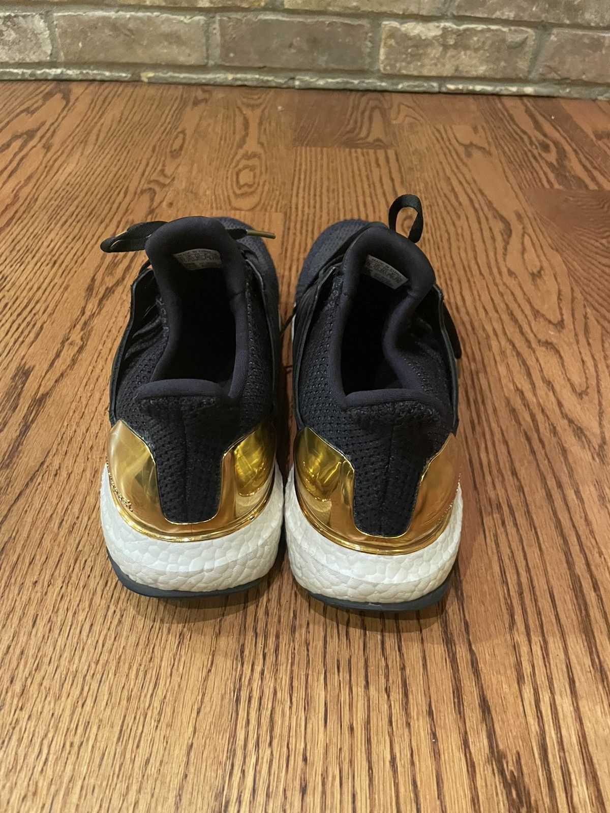 Adidas adidas Ultra Boost 2.0 Gold Medal (2018) Size US 11 / EU 44 - 4 Thumbnail