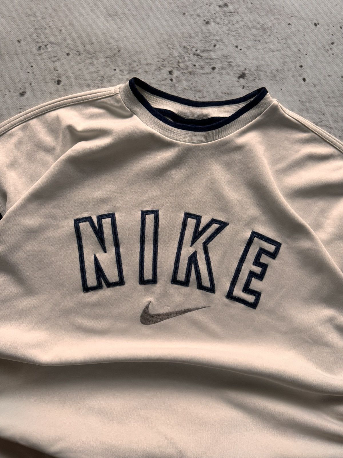 Nike × Vintage NIKE VINTAGE CENTER LOGO OVERSIZE BOXY SWEATSHIRT Size US XL / EU 56 / 4 - 4 Thumbnail