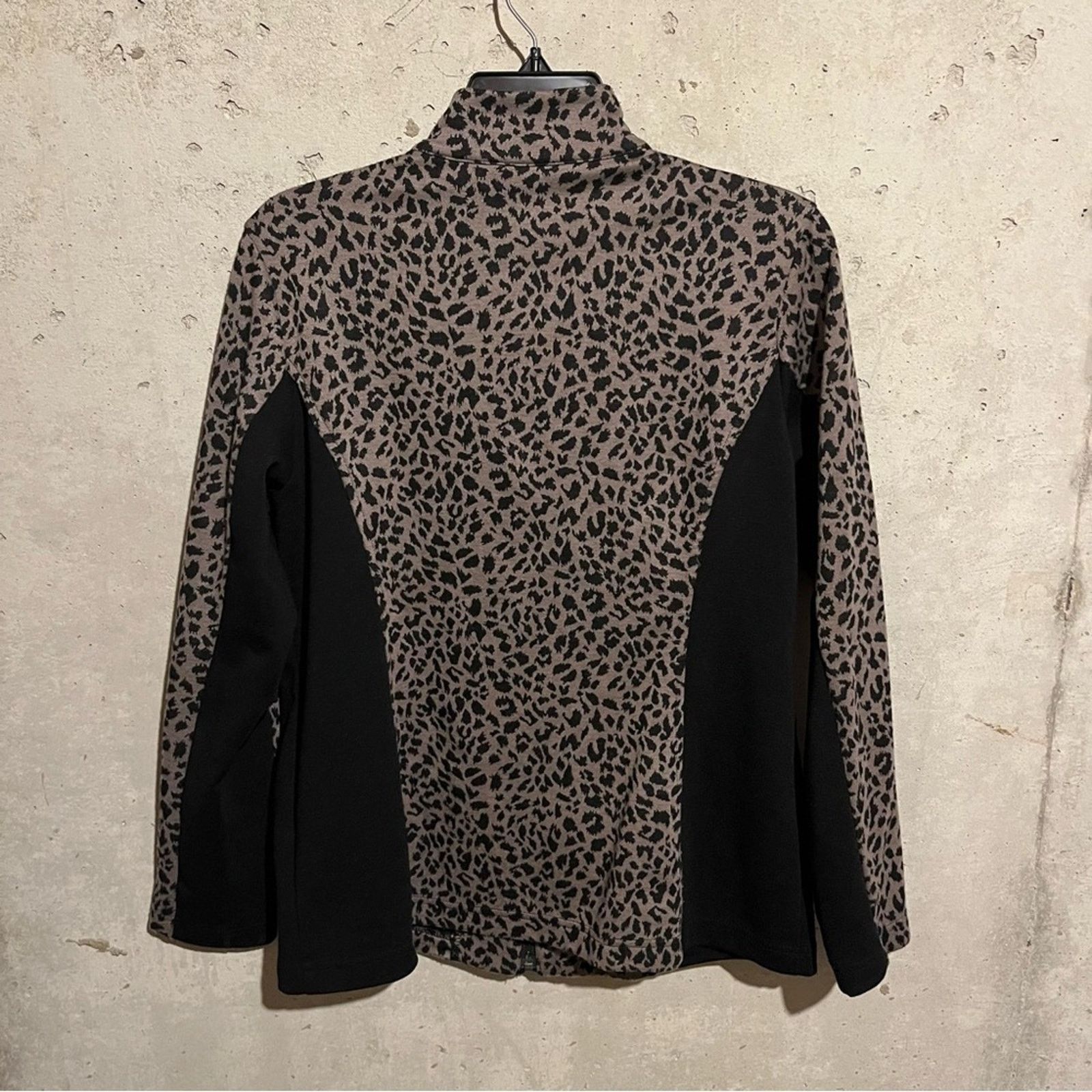 Chicos Weekends By Chicos Zip Up Leopard Print Track Jacket ~ Sz M Size M / US 6-8 / IT 42-44 - 5 Thumbnail
