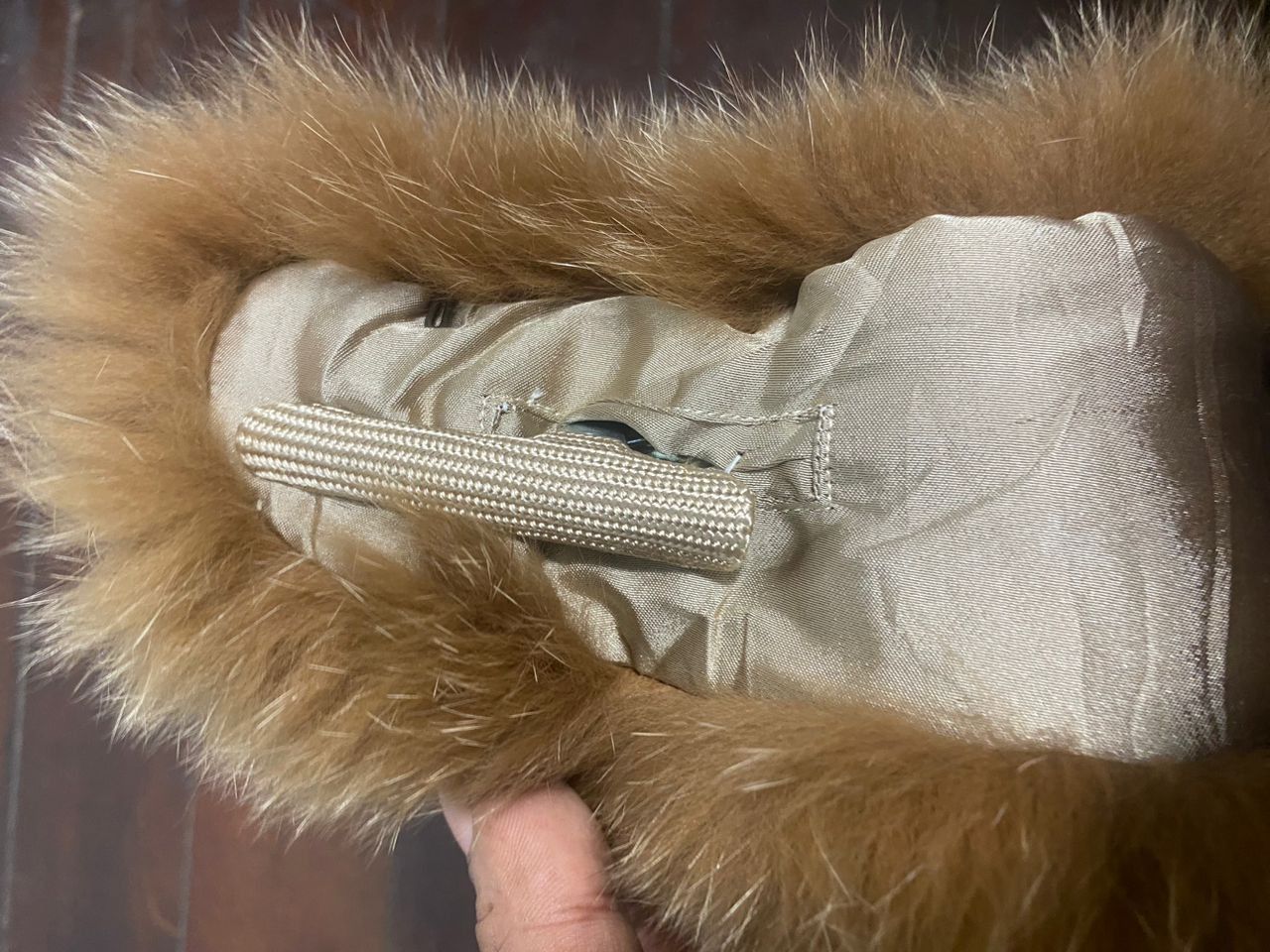 Designer Unisex🔥Saga fox fur muffle Size 28 - 10 Thumbnail