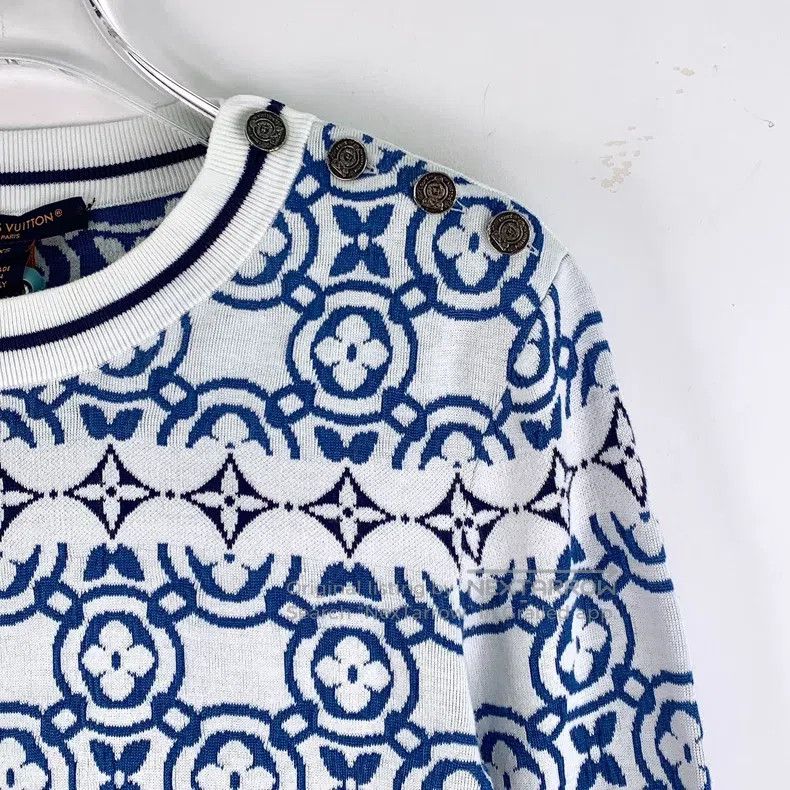Louis Vuitton Louis Vuitton 23 color-block logo cotton crewneck long-sle Size XS / US 0-2 / IT 36-38 - 3 Thumbnail