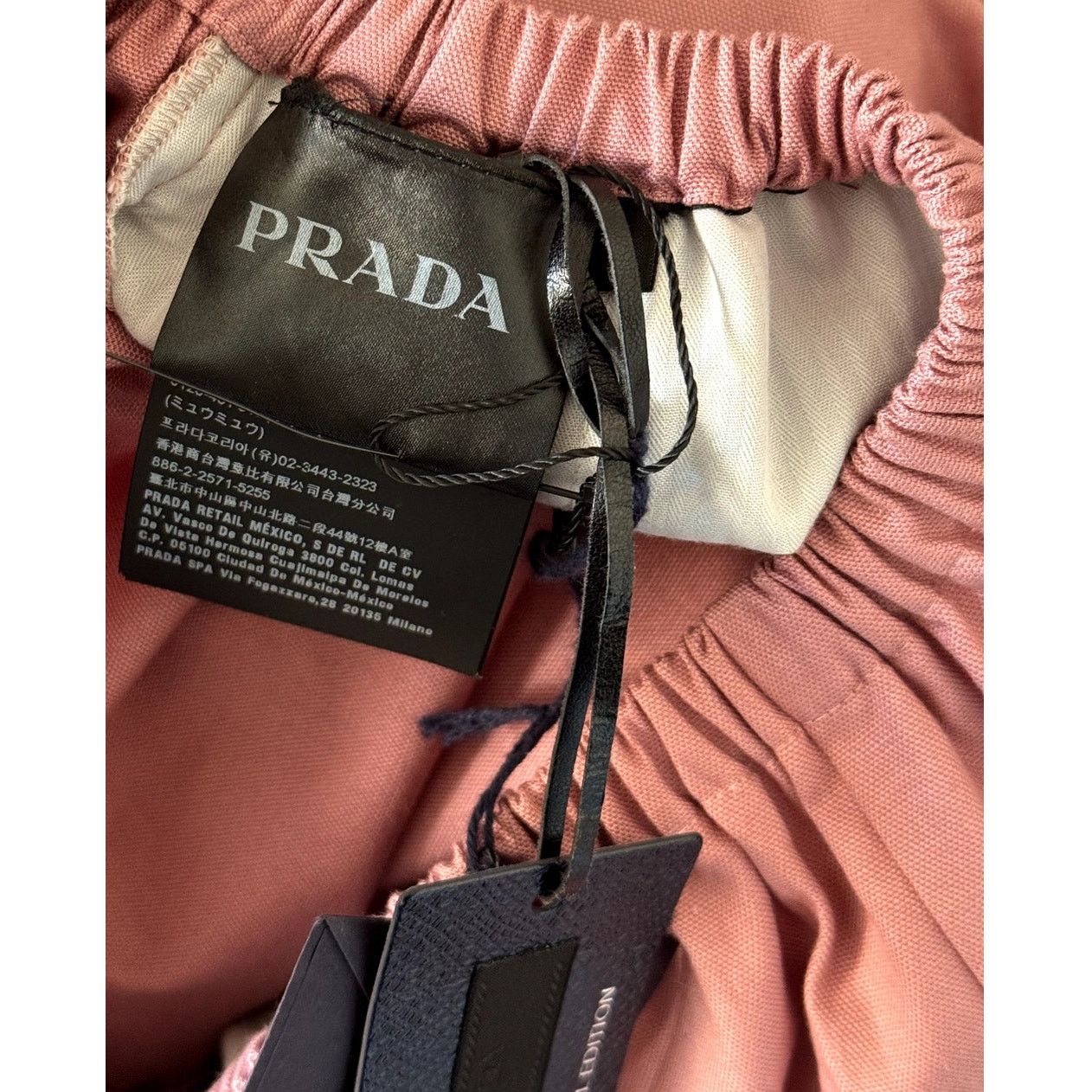 Prada Prada NWT Special Edition Relaxed Trousers/SPH229 ff Size 27" / US 4 / IT 40 - 4 Thumbnail
