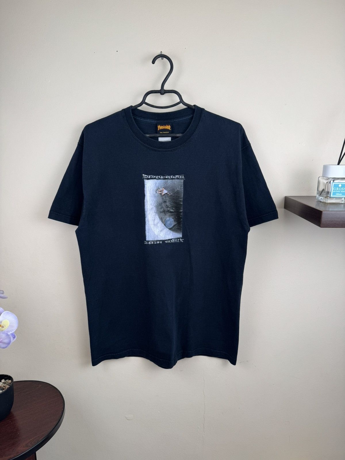 Thrasher Vintage Thrasher Magazine 90s T shirt Insane Terrain L Blue Size US L / EU 52-54 / 3 - 12 Thumbnail