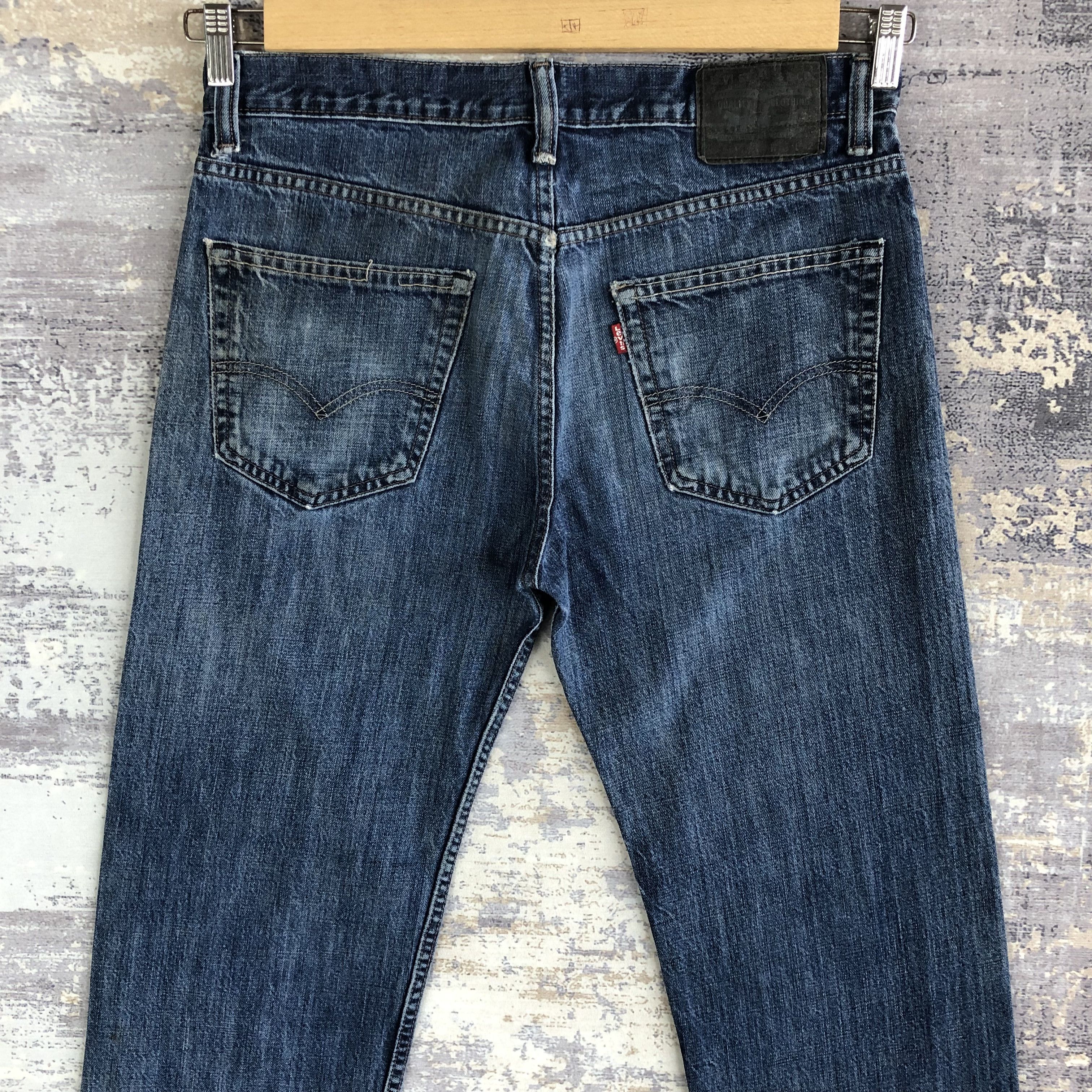 Levi's Vintage Levis Light Wash Jeans Levi's Faded Ripped Denim Size US 34 / EU 50 - 4 Thumbnail