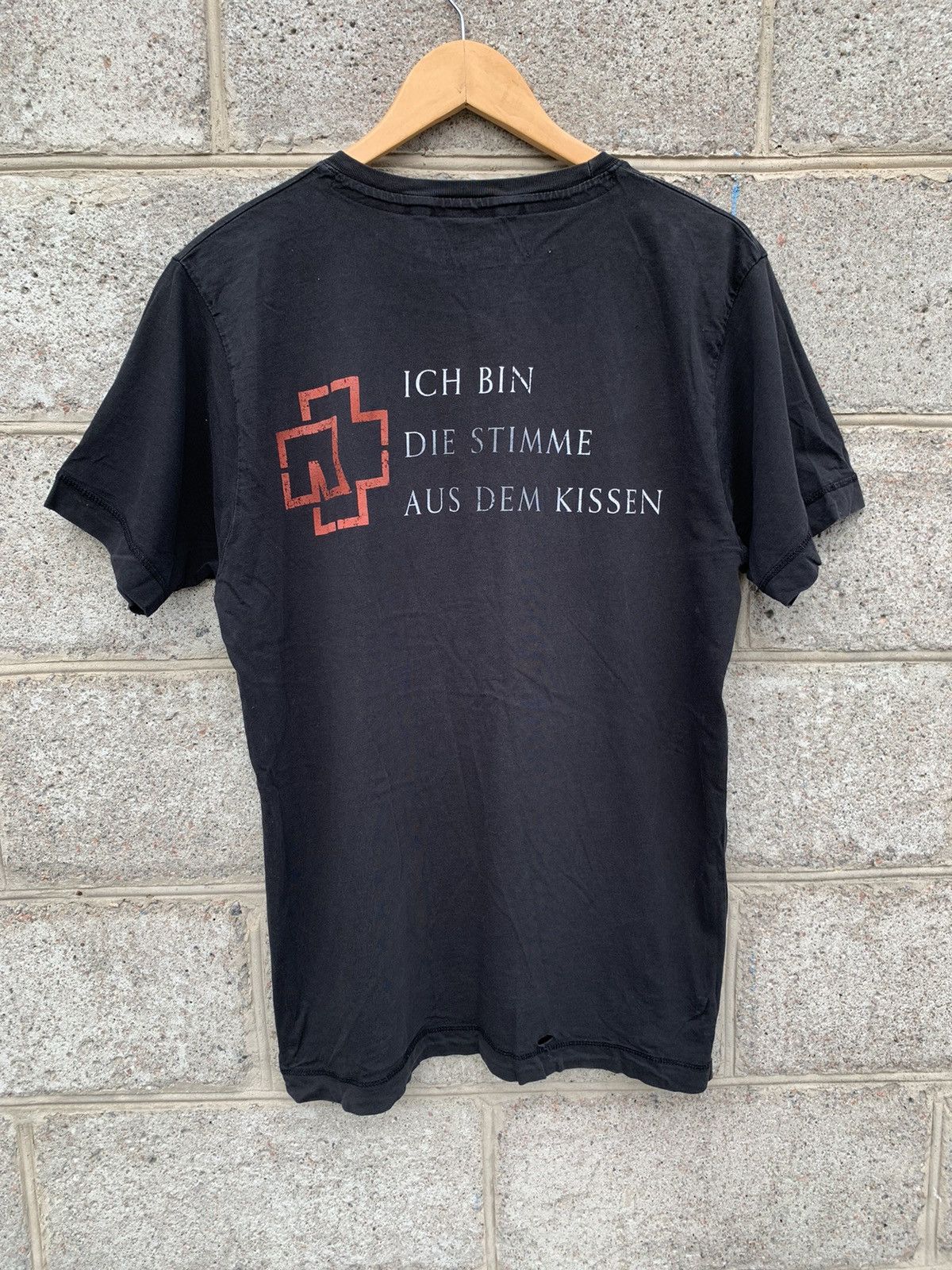 Band Tees × Vintage Vintage Rammstein Mein Herz Brennt Hardcore Metal Tee Size US L / EU 52-54 / 3 - 6 Thumbnail