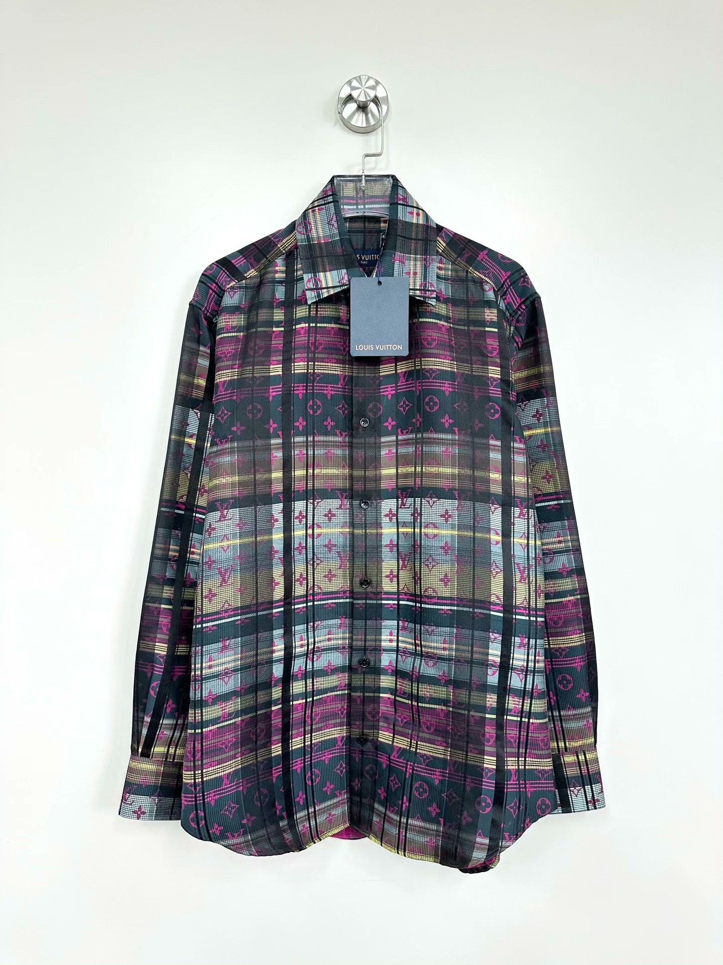 Louis Vuitton Louis Vuitton Neon Plaid Button-Up Shirt Size XS / US 0-2 / IT 36-38 - 1 Thumbnail