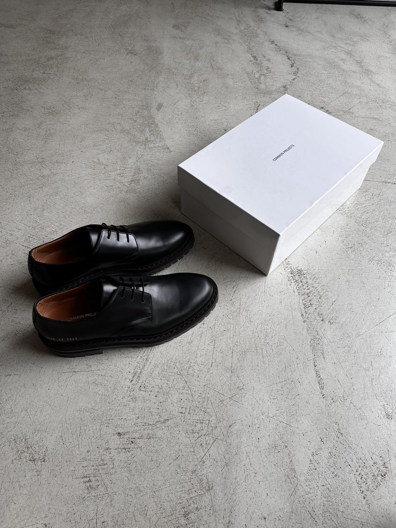 Common Projects Common Projects Officer's Derby Black 2396 7547 US 8 EU 41 Size US 8 / EU 41 - 4 Thumbnail