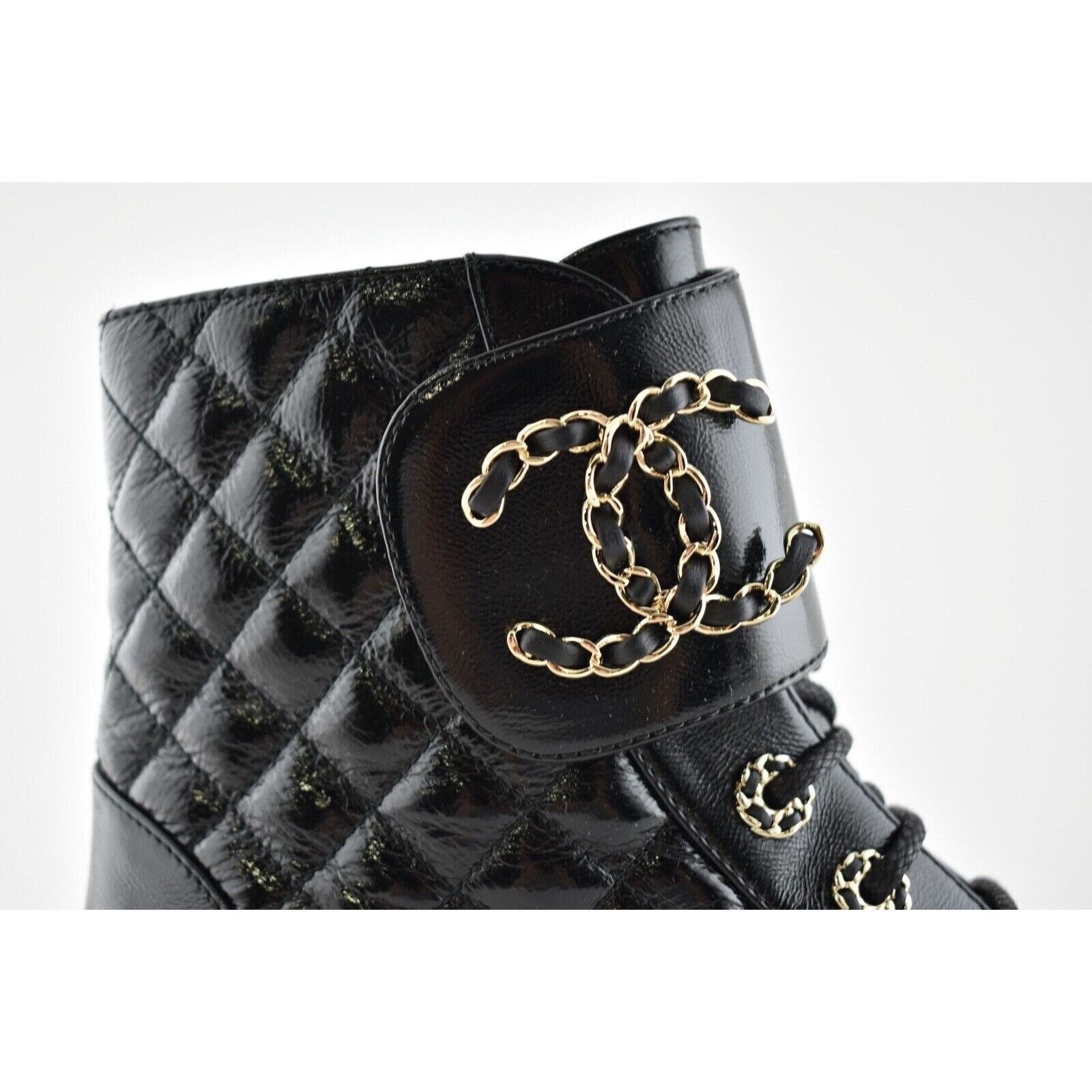 Chanel Chanel 21A Black Shiny Patent Quilted Gold CC Chain Size US 7 / IT 37 - 3 Thumbnail