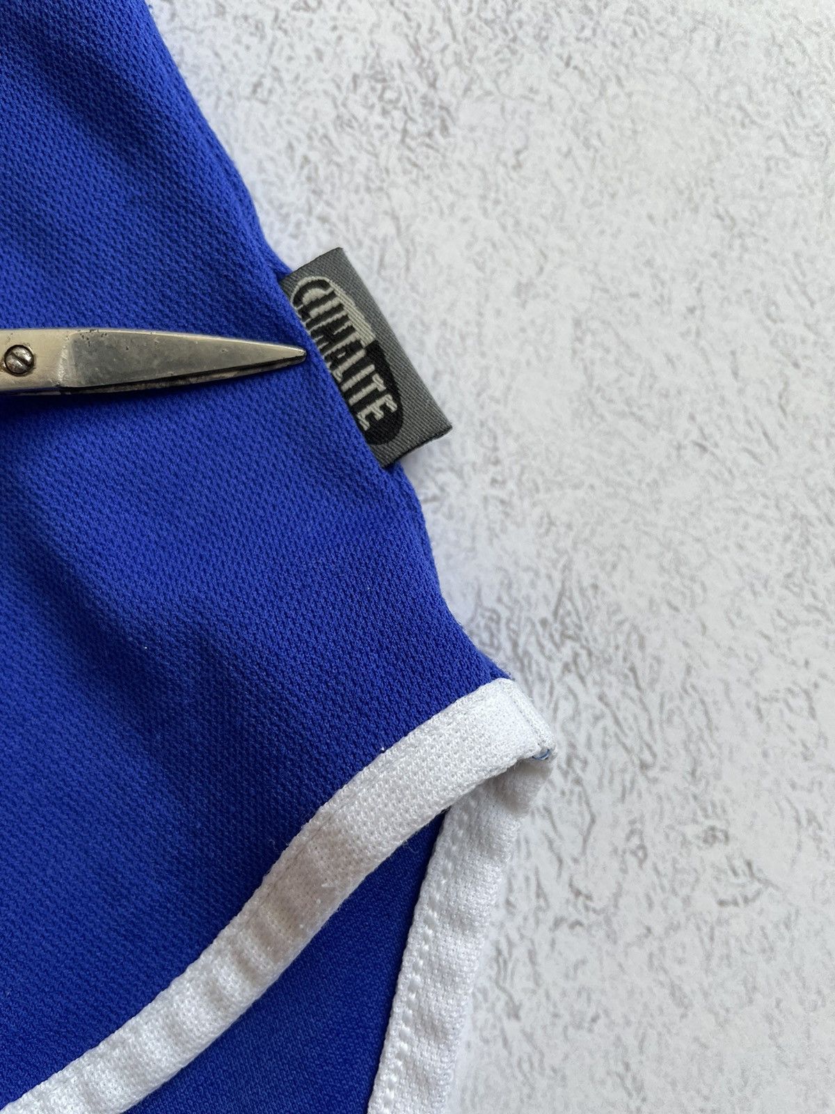 Vintage Adidas France National Team 2000 Home Soccer Jersey Vintage Size US S / EU 44-46 / 1 - 7 Thumbnail