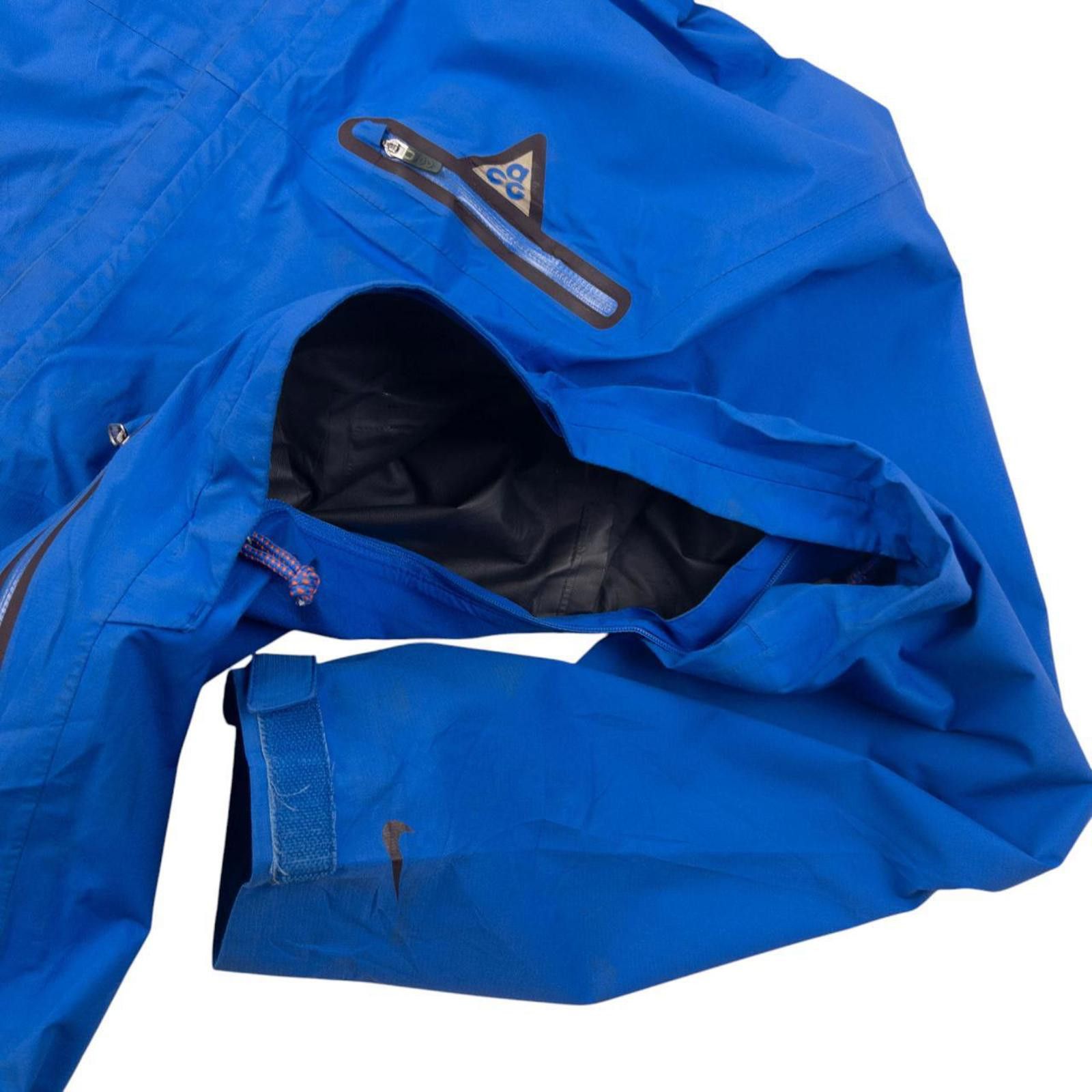 Nike Vintage Nike ACG Goretex Jacket Size M Size US M / EU 48-50 / 2 - 5 Thumbnail