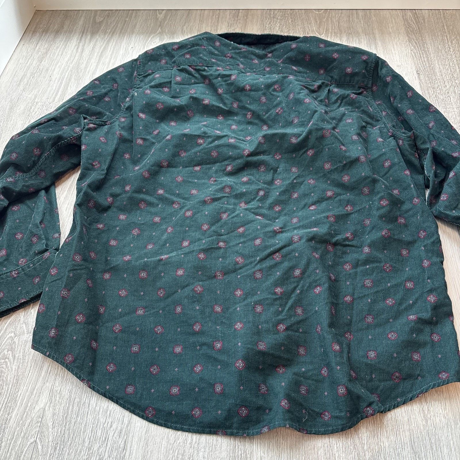 American Eagle Outfitters American Eagle Men's XL Classic Fit Corduroy Shirt Green Size US XL / EU 56 / 4 - 8 Thumbnail