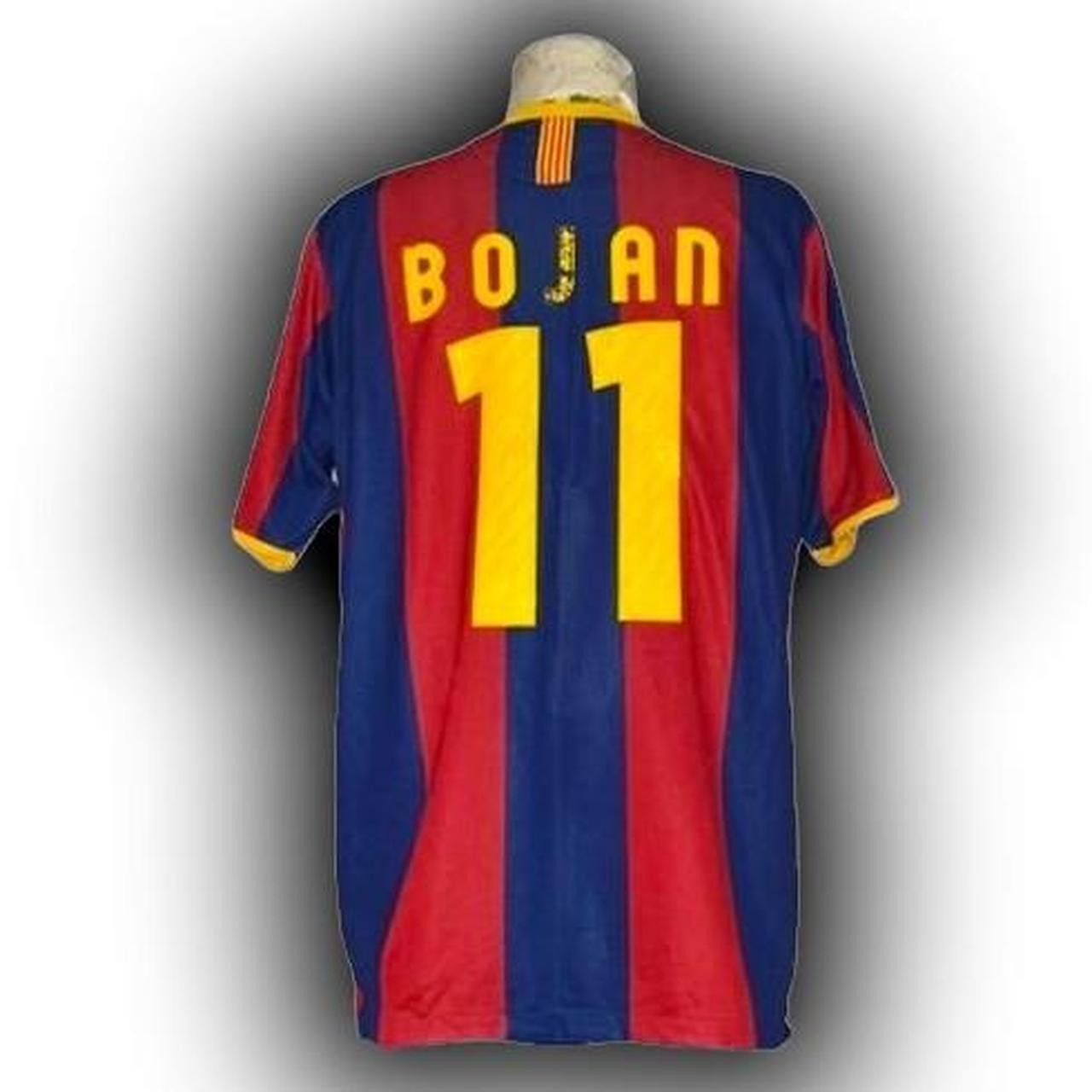 Nike Fc Barcelona Spain 2010 2011 Home Shirt Jersey fcb barca Size US L / EU 52-54 / 3 - 1 Thumbnail