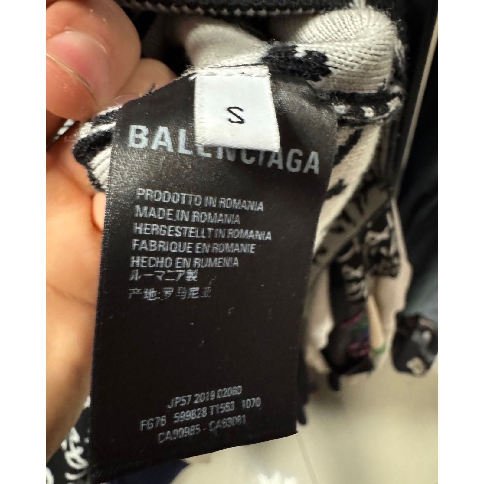 Balenciaga Balenciaga Black Oversize Logo Print Wool Sweater sz.S Size S / US 4 / IT 40 - 6 Thumbnail