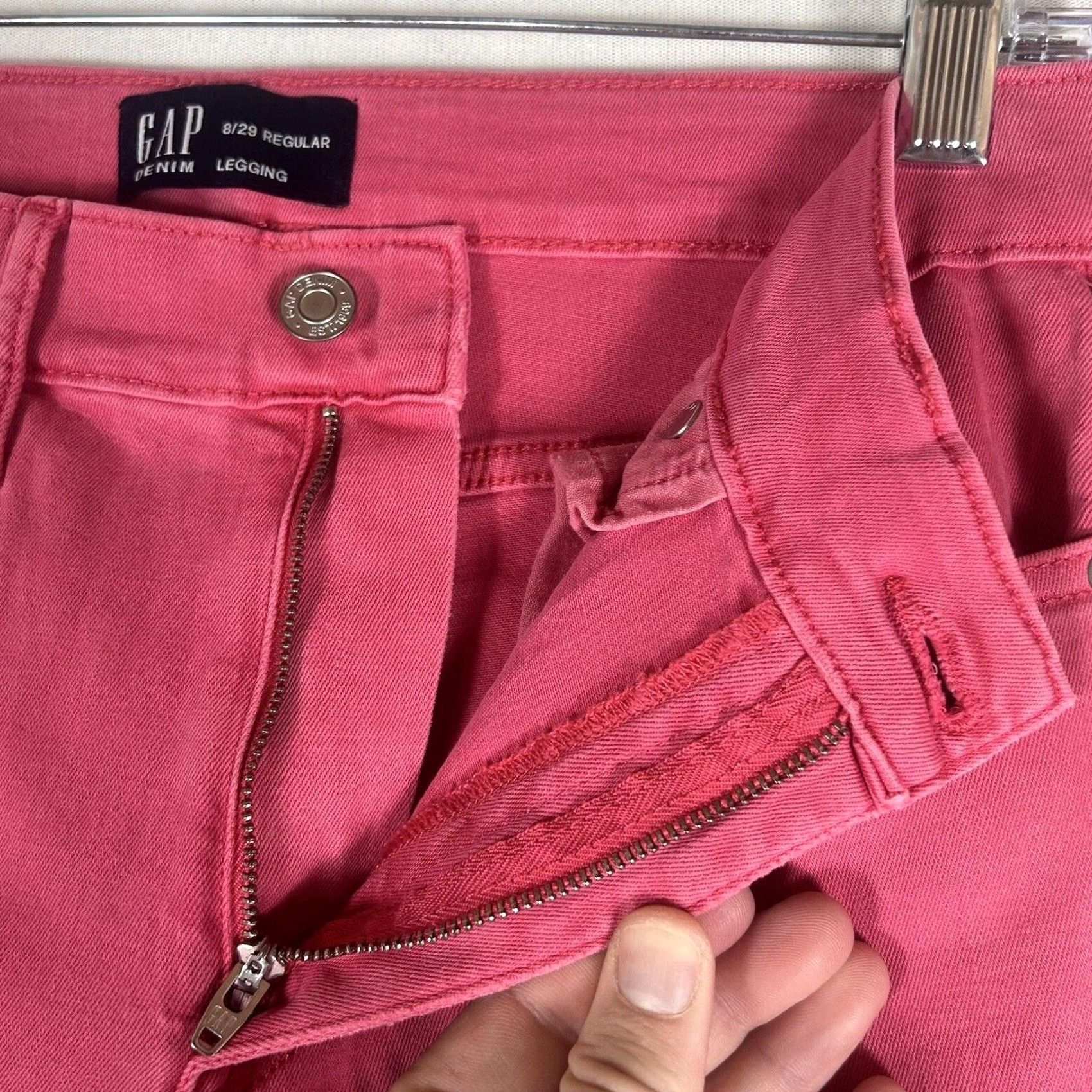 Gap GAP Jeans High Rise Legging Skimmer Denim Pink 8 Regular Womens NWT ZIP Button Zipper Stretch Slim Size 30" / US 8 / IT 44 - 4 Thumbnail