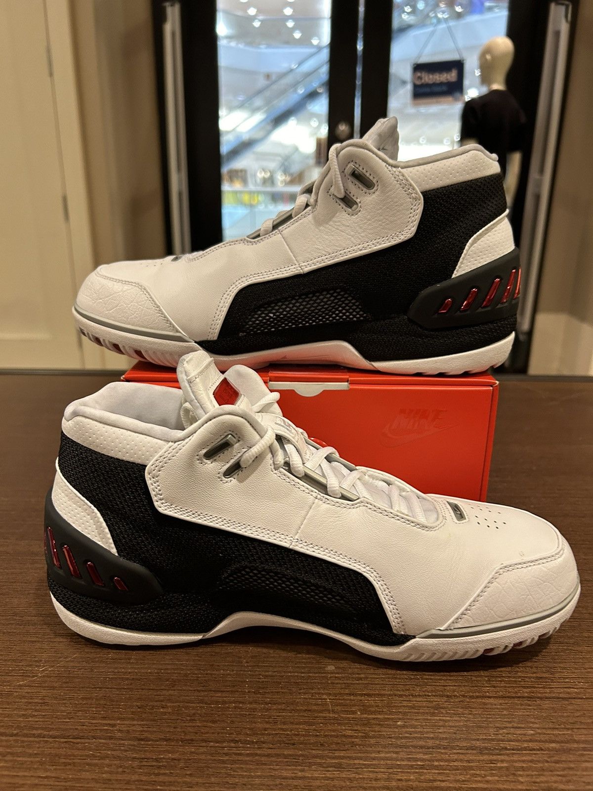 Nike Nike Air Zoom Generation ‘White Black Retro’ Size US 10 / EU 43 - 4 Thumbnail